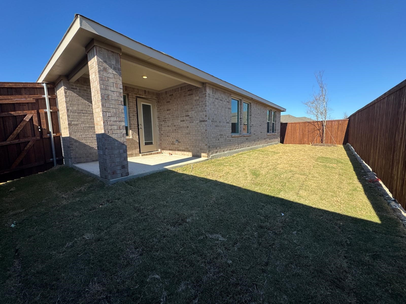 3905 Turquoise Avenue