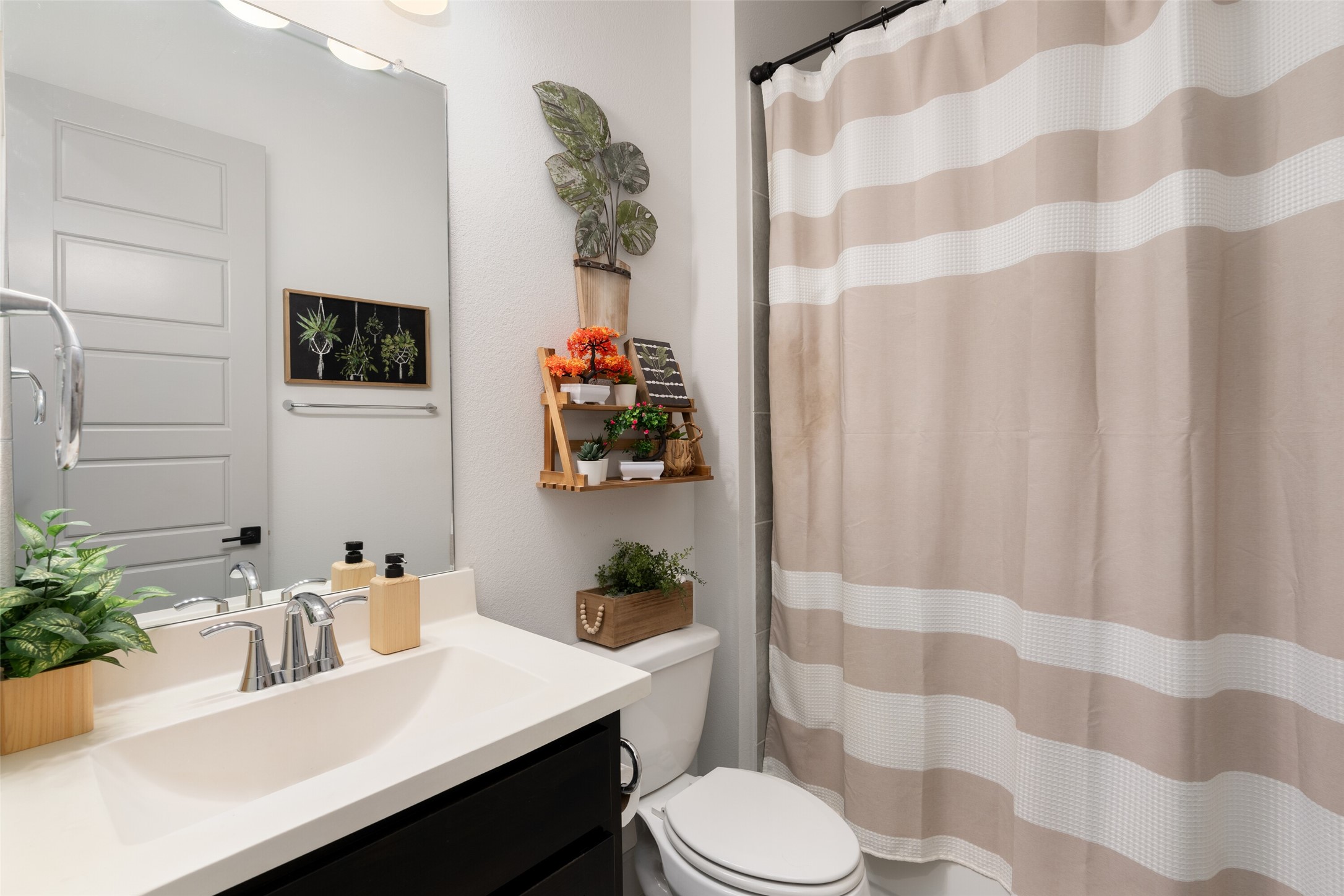 2423 War Admiral Street