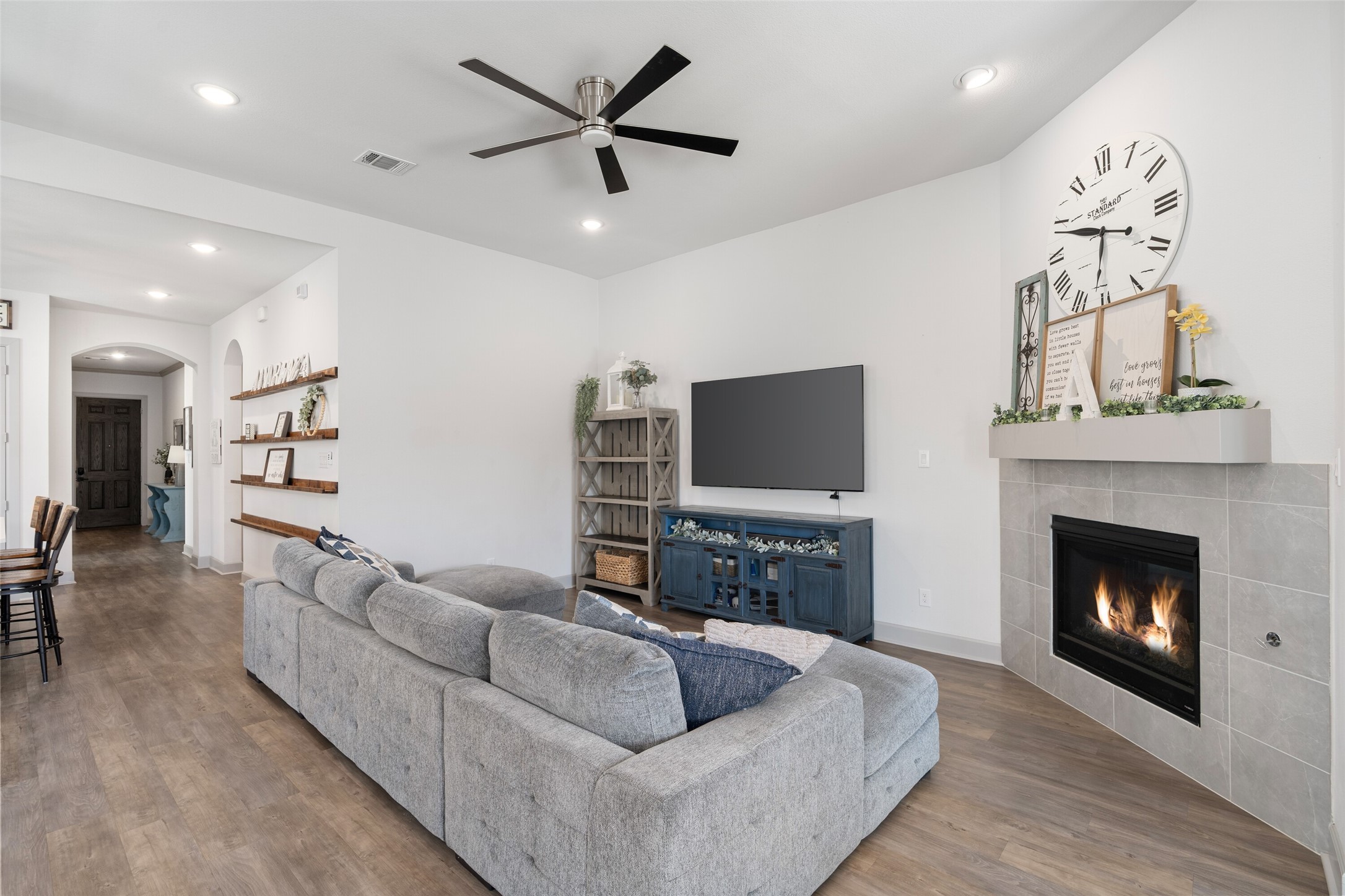 2423 War Admiral Street