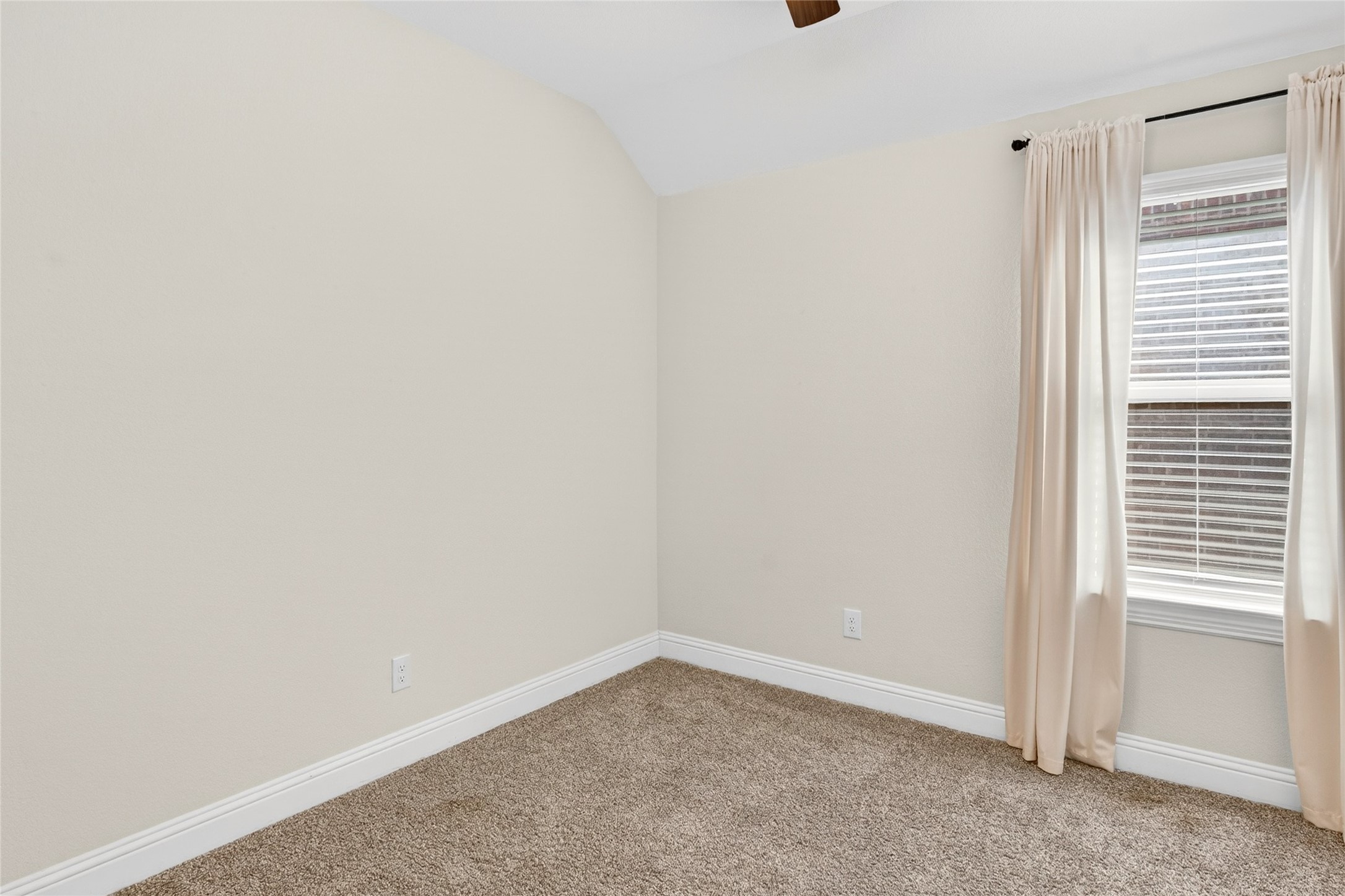 2929 Log Cabin Drive