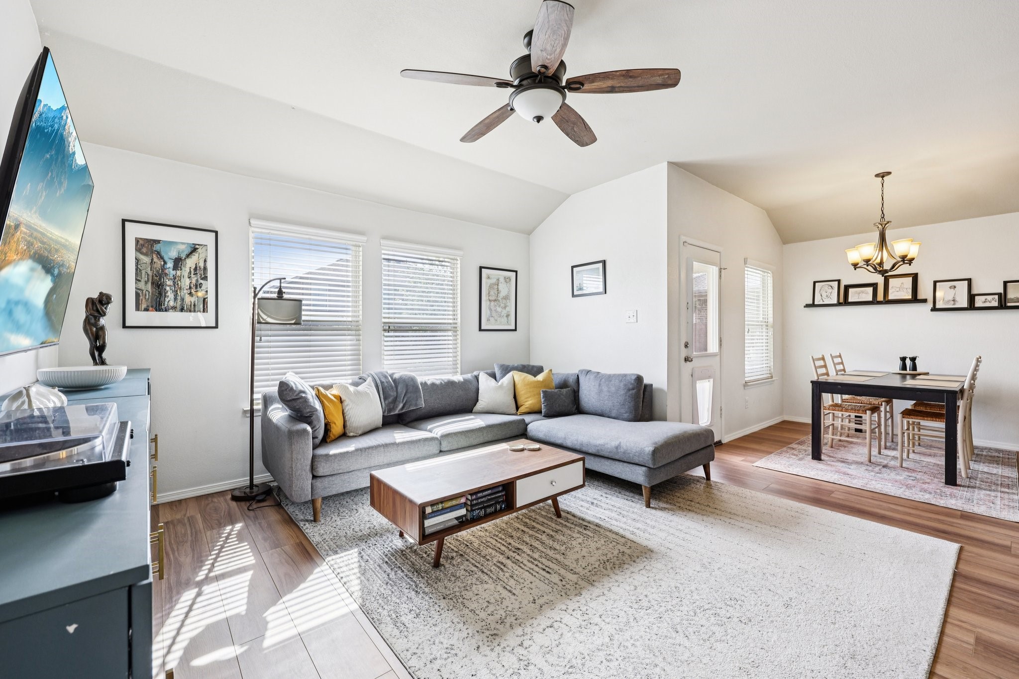 1305 Savannah Ridge Drive