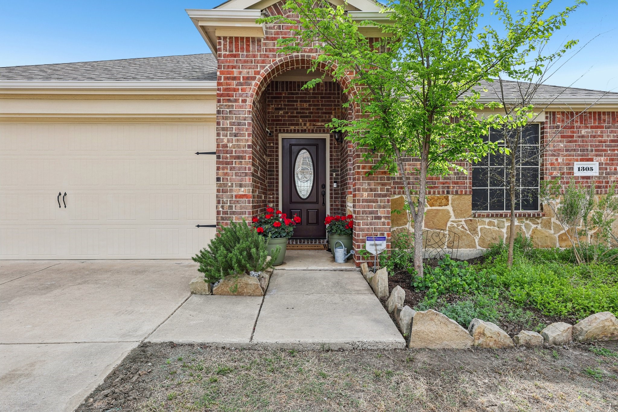 1305 Savannah Ridge Drive