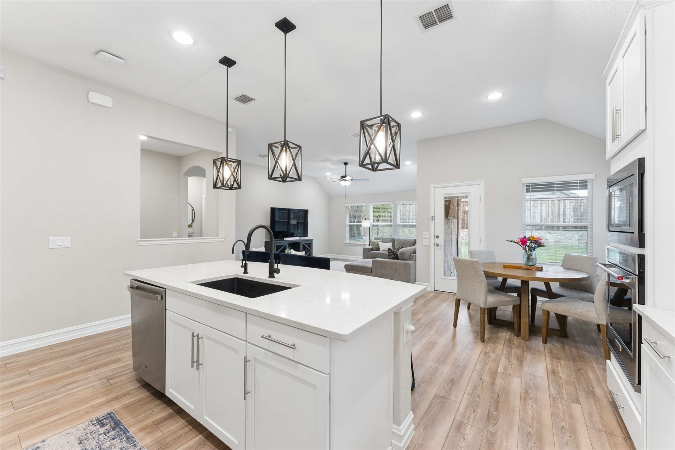 3508 Etta Terrace