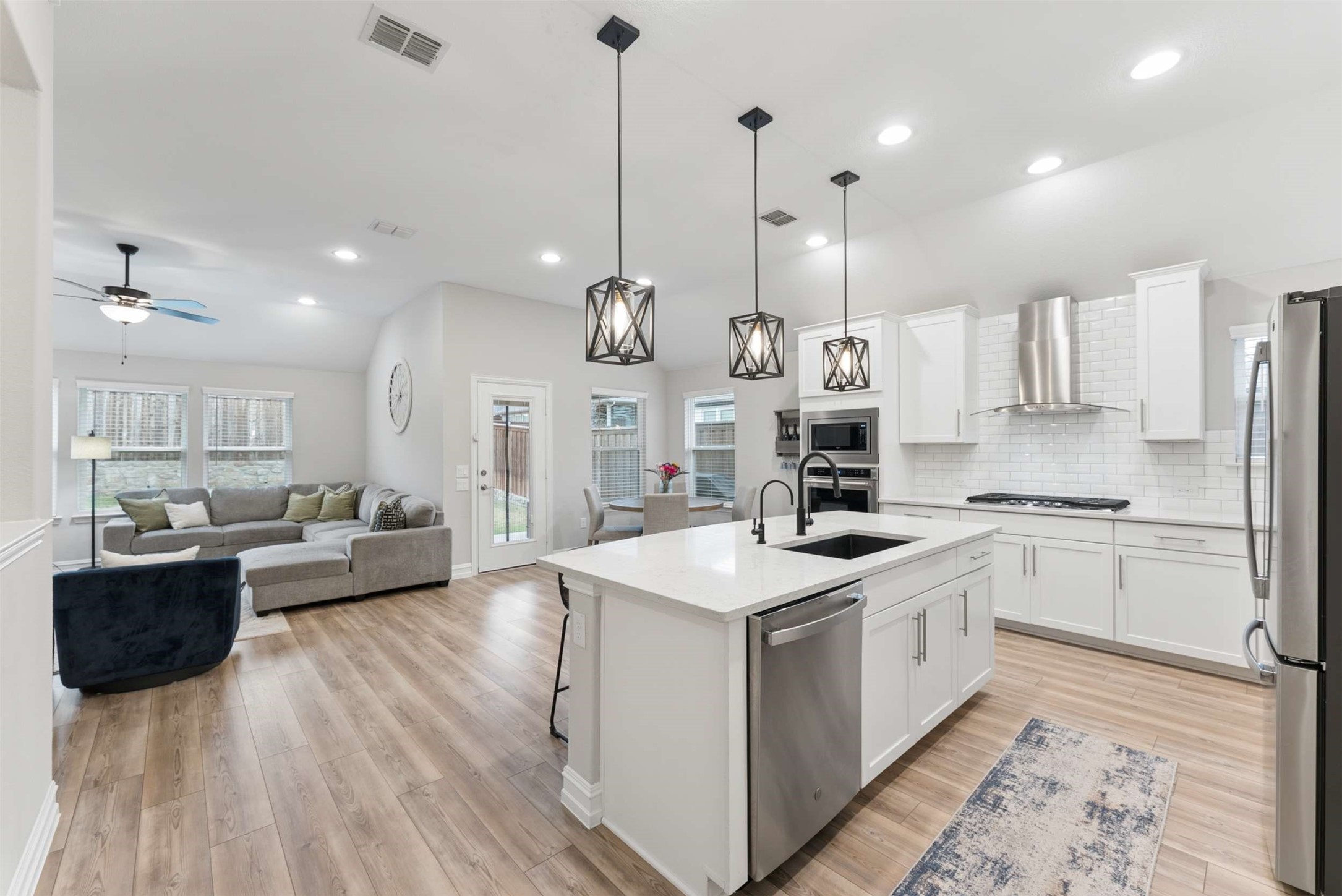 3508 Etta Terrace
