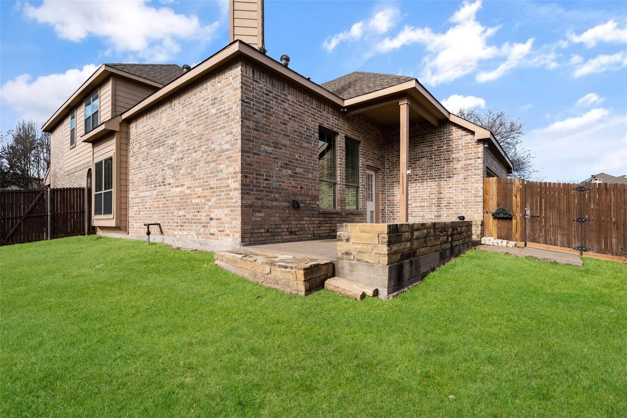 2801 Branch Oaks Drive