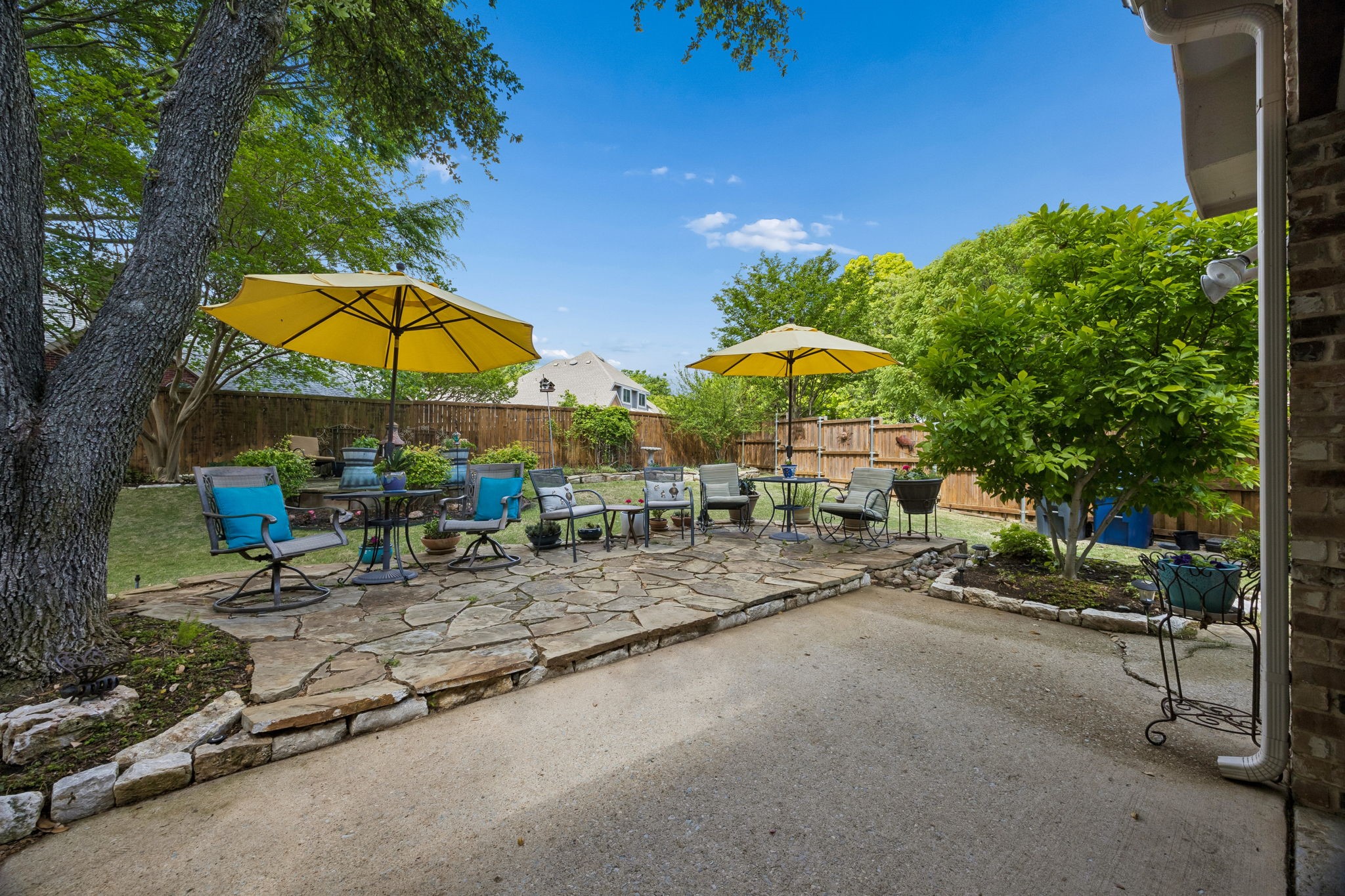 104 Fuchia Court