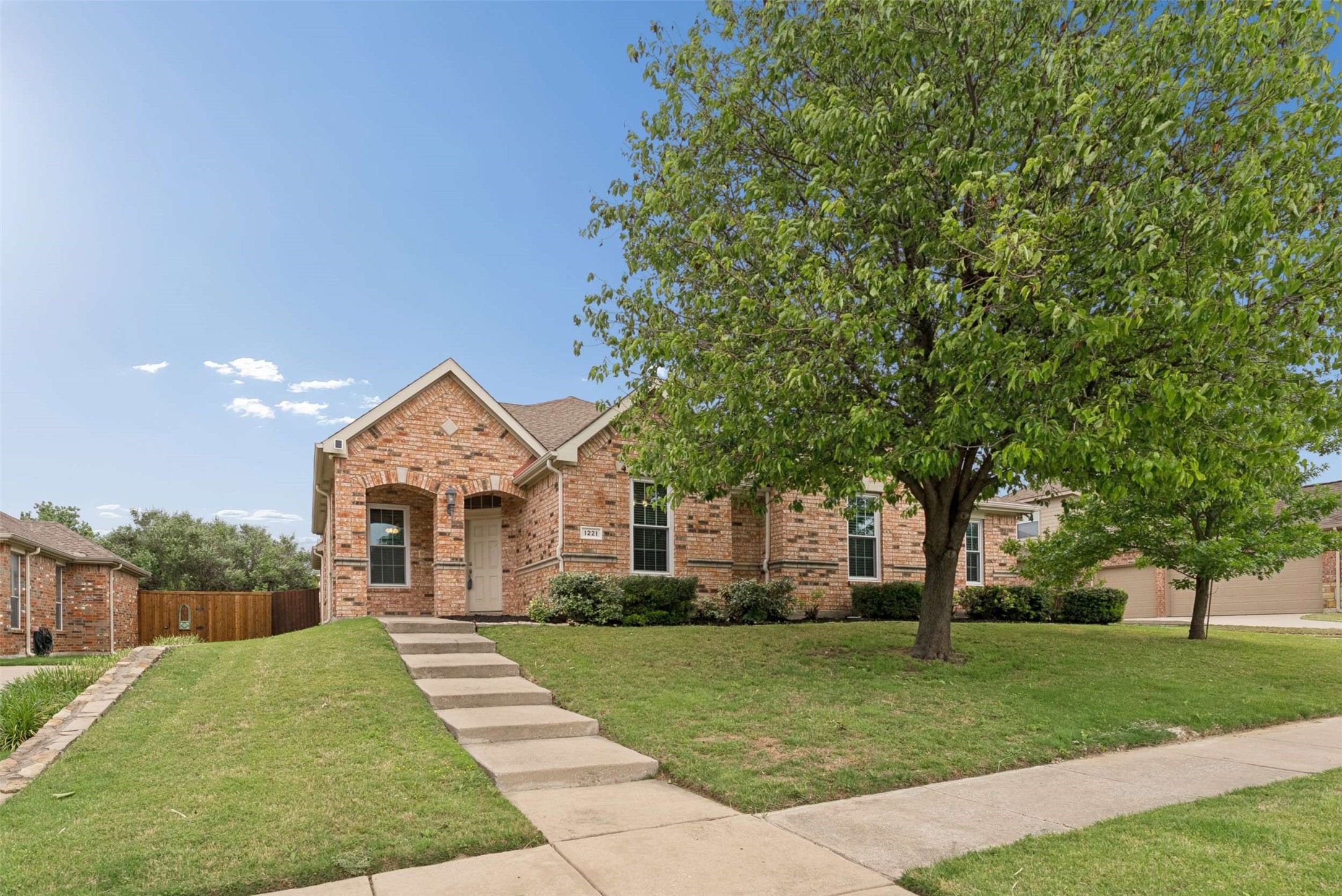 1221 Amistad Drive