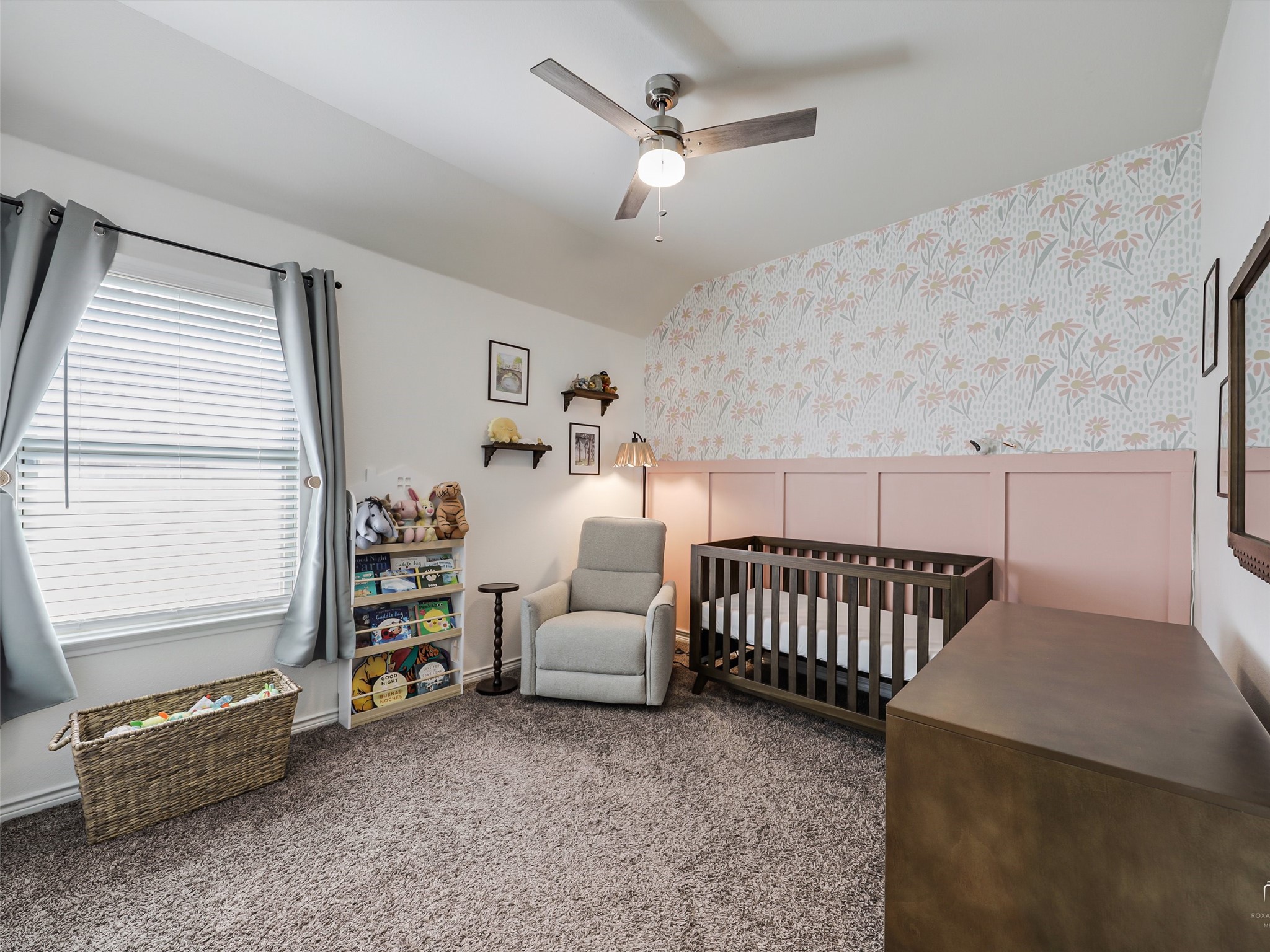 1028 Azure Lane