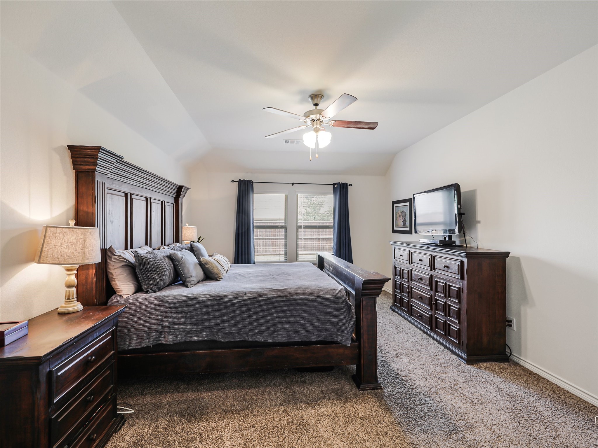 1028 Azure Lane