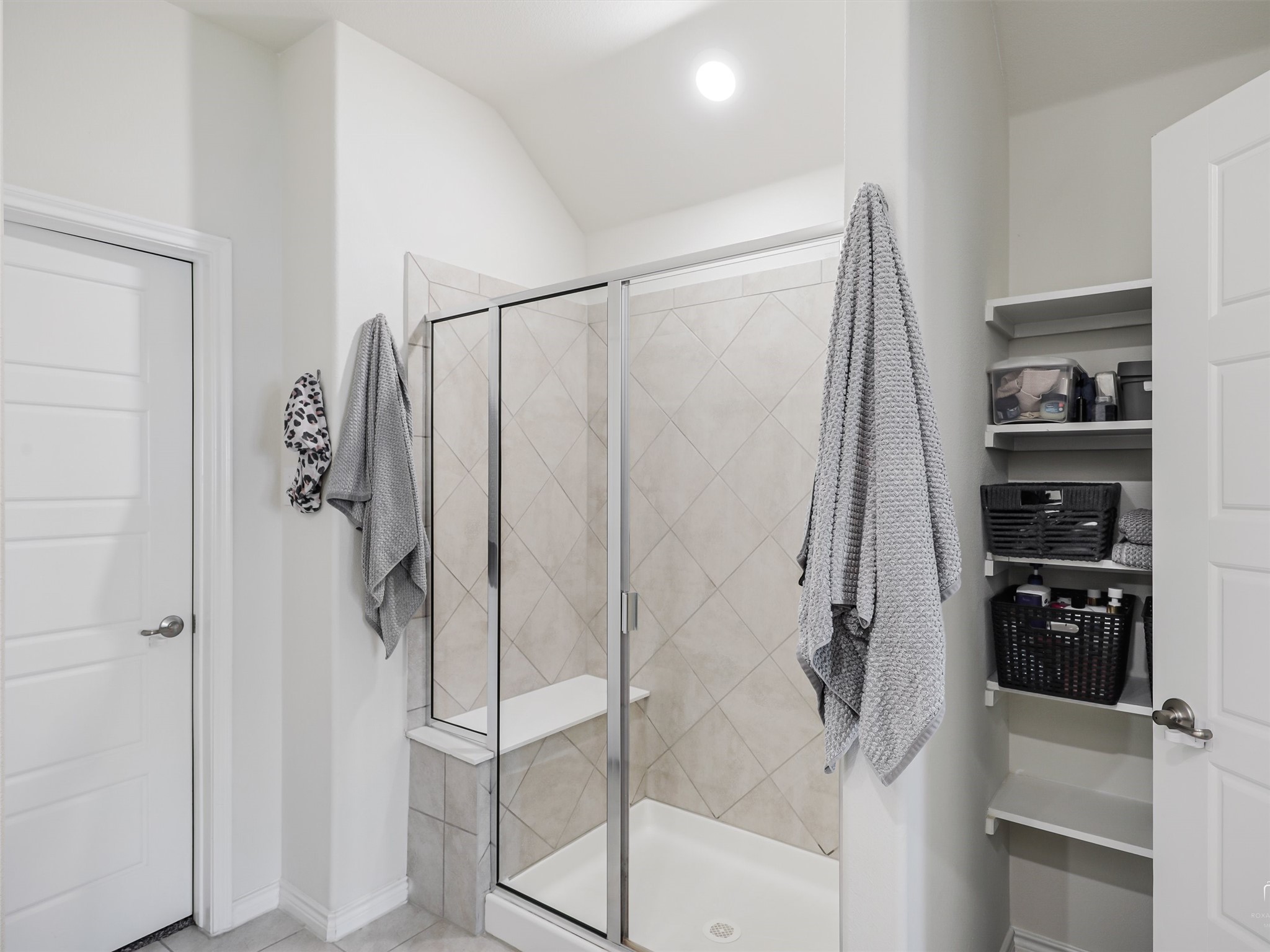 1028 Azure Lane