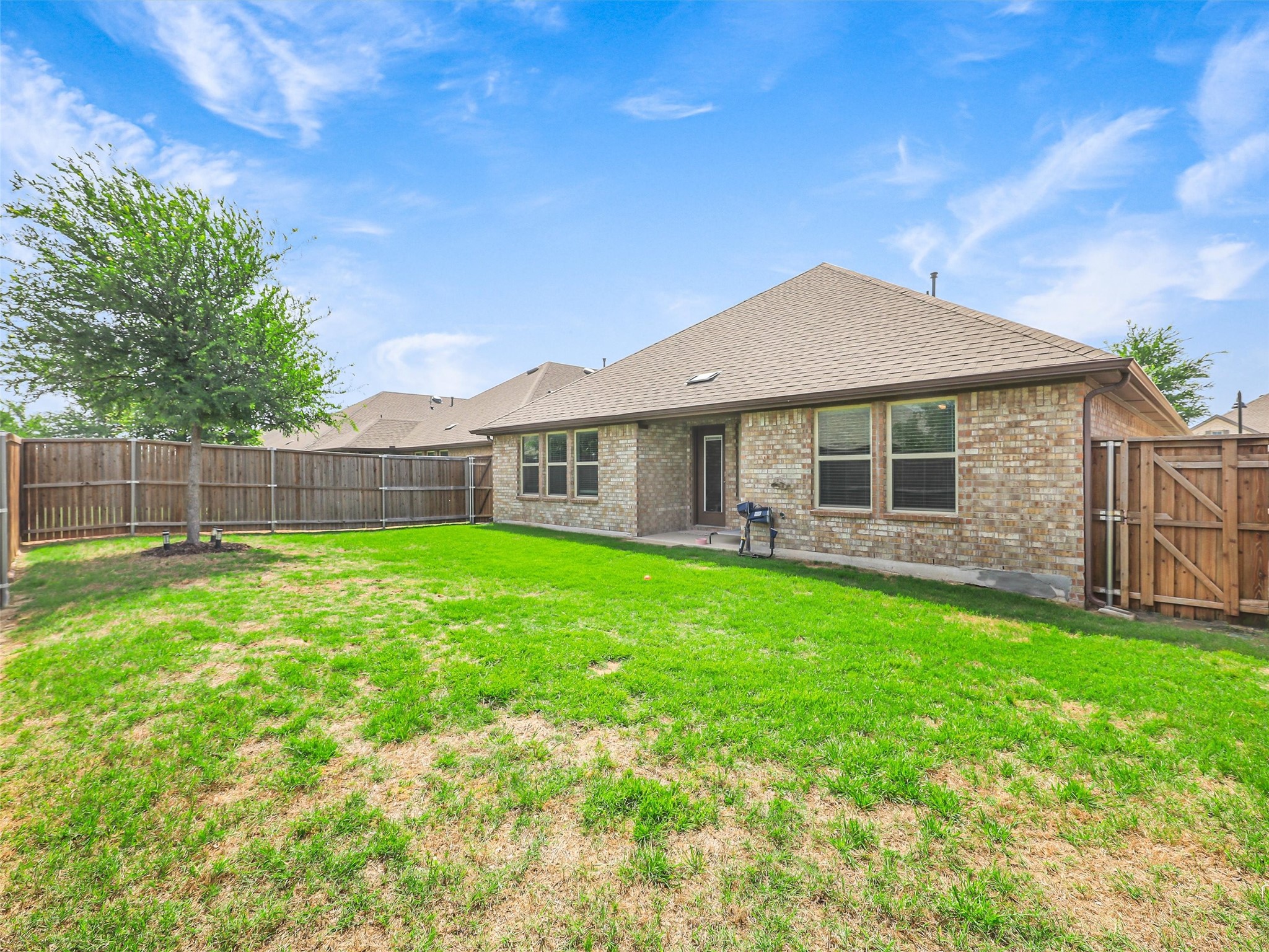 1028 Azure Lane