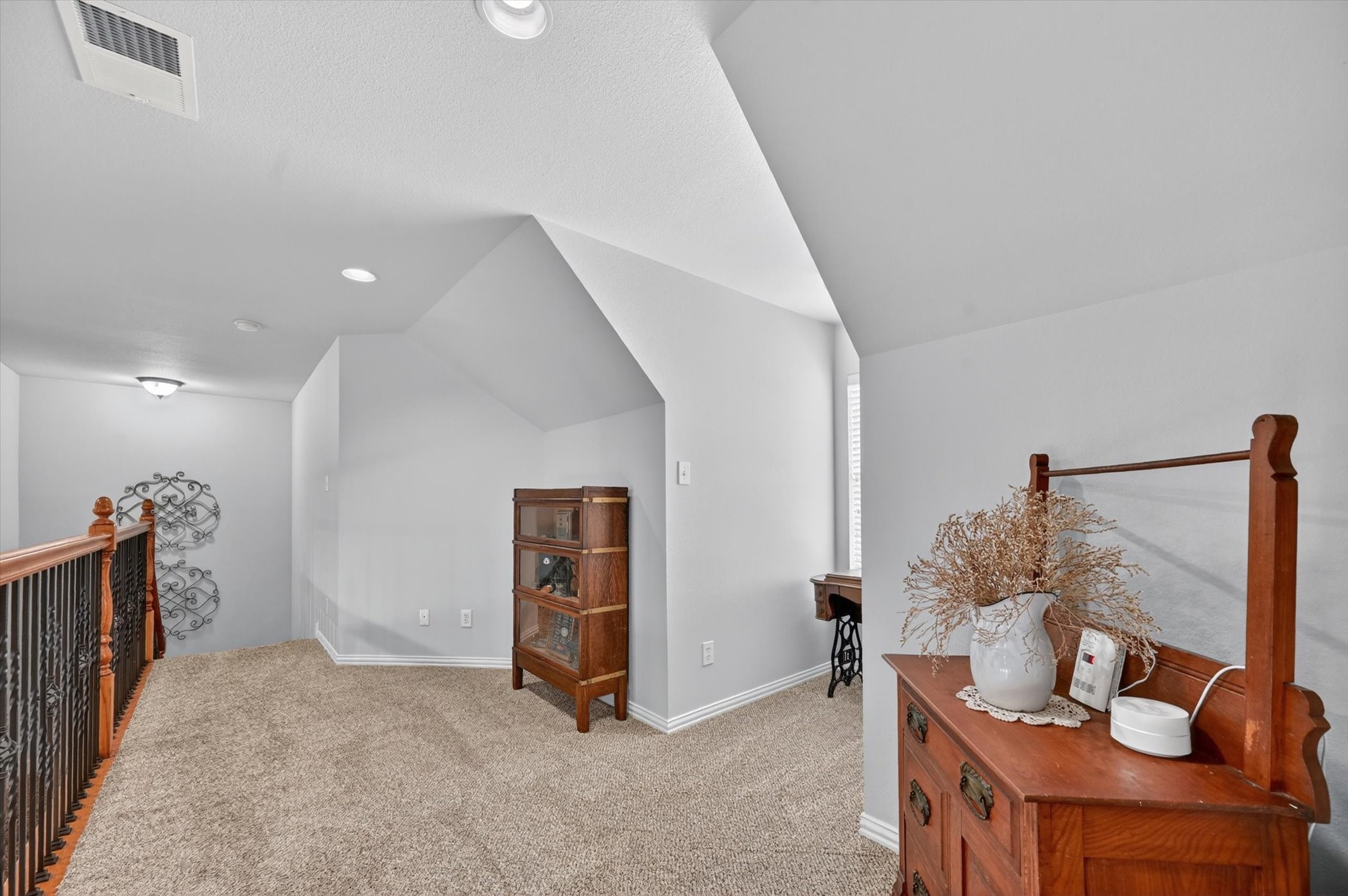 3718 Quail Hollow Street