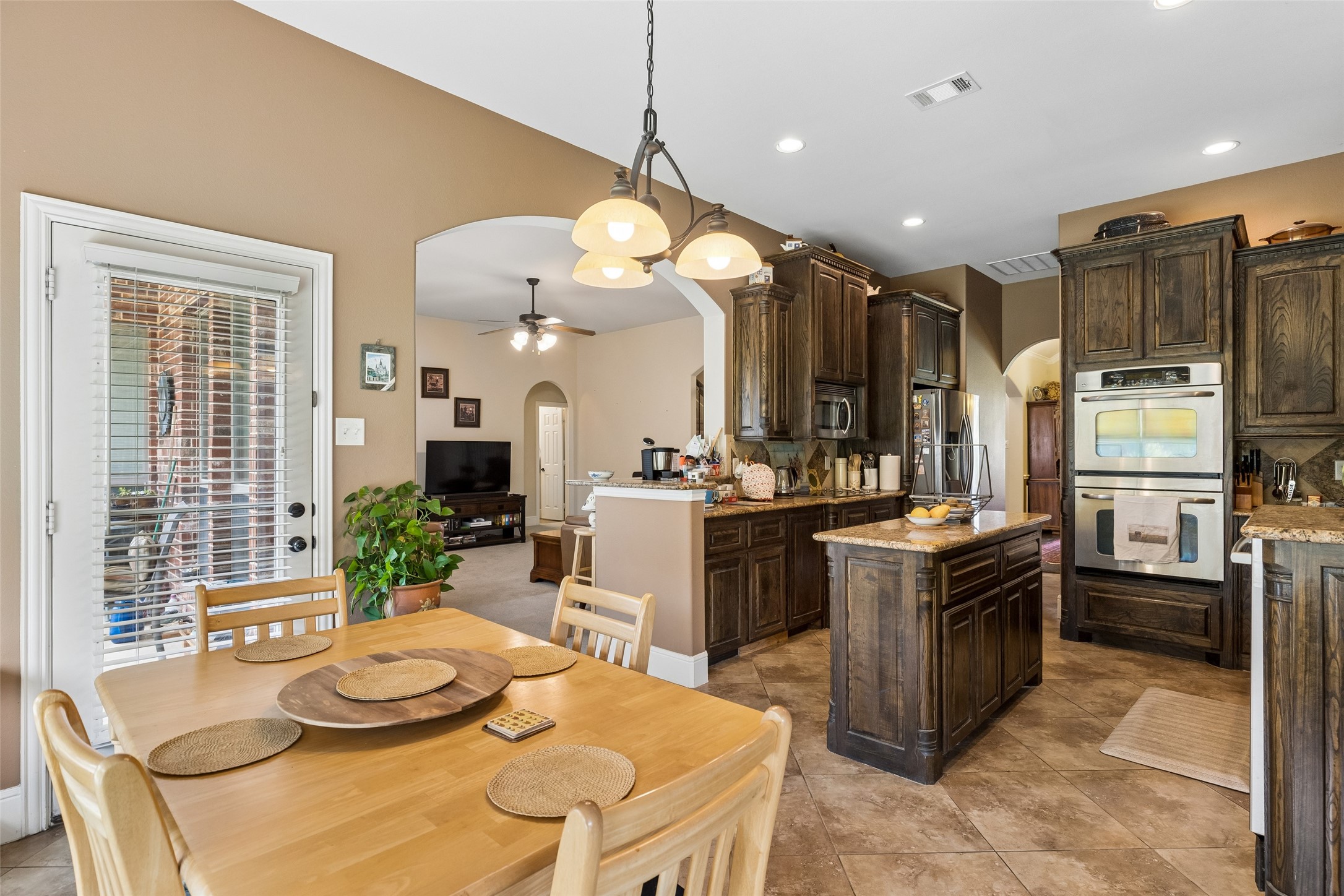 2807 Wildwood Lane
