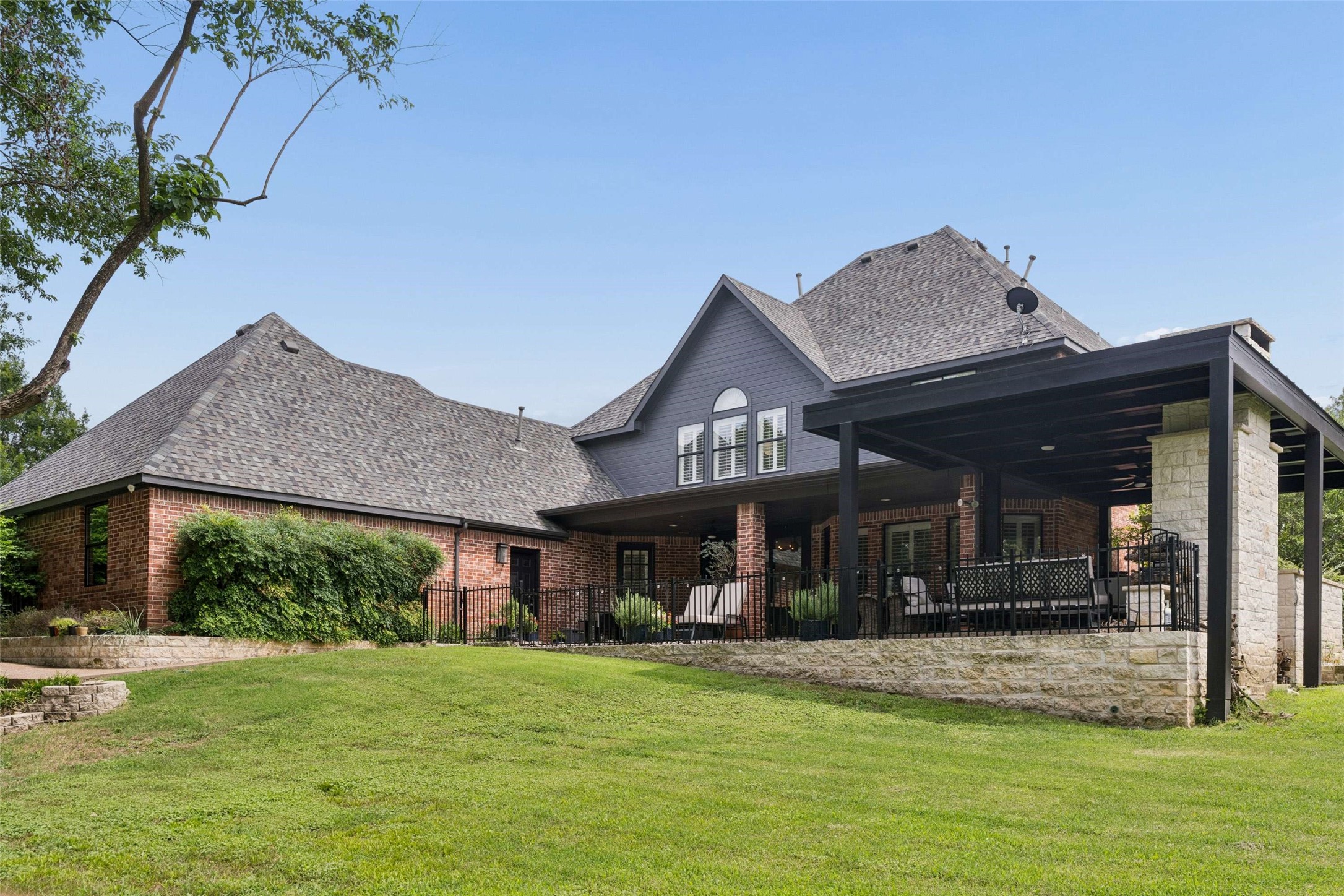 1551 Brook Lane