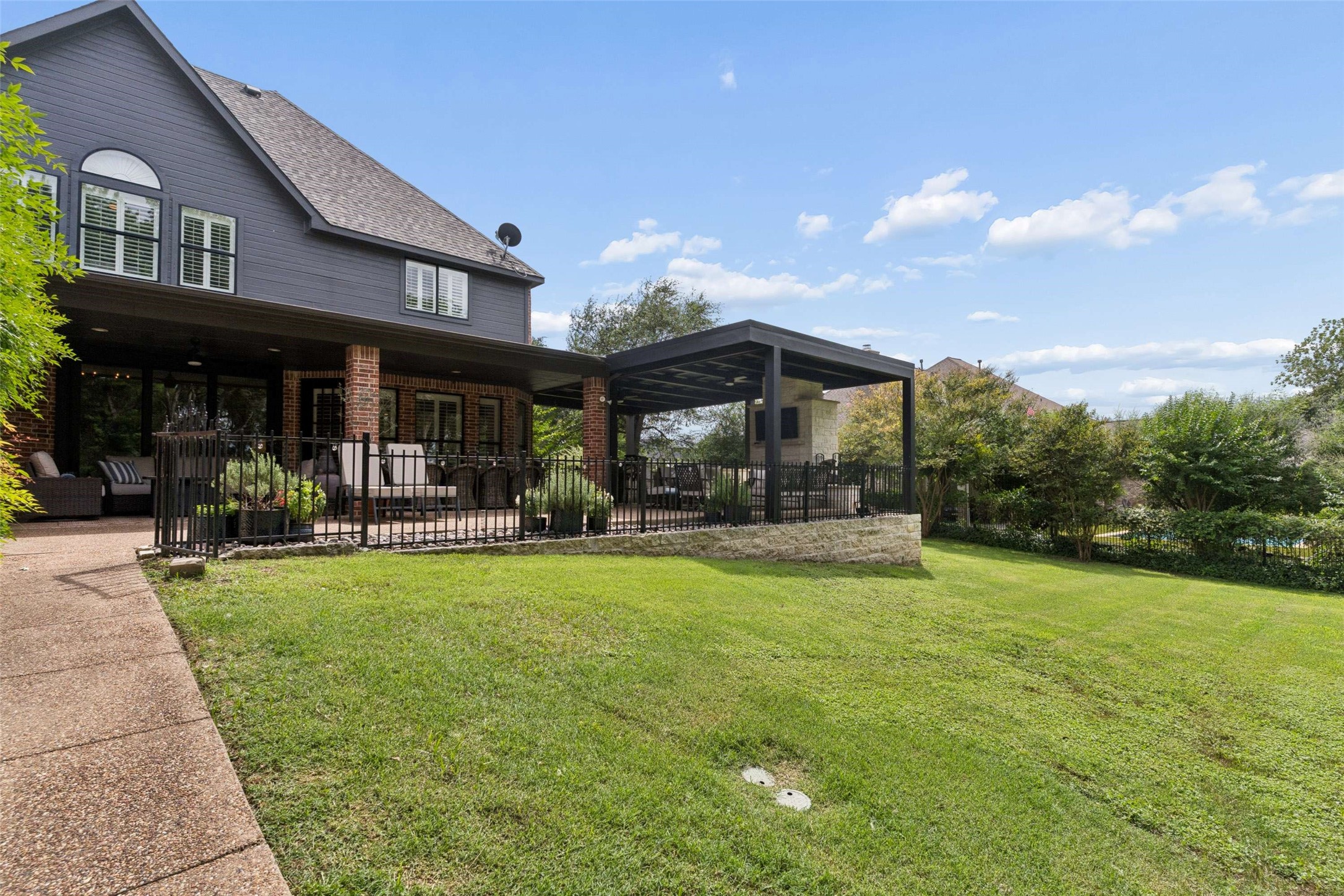 1551 Brook Lane