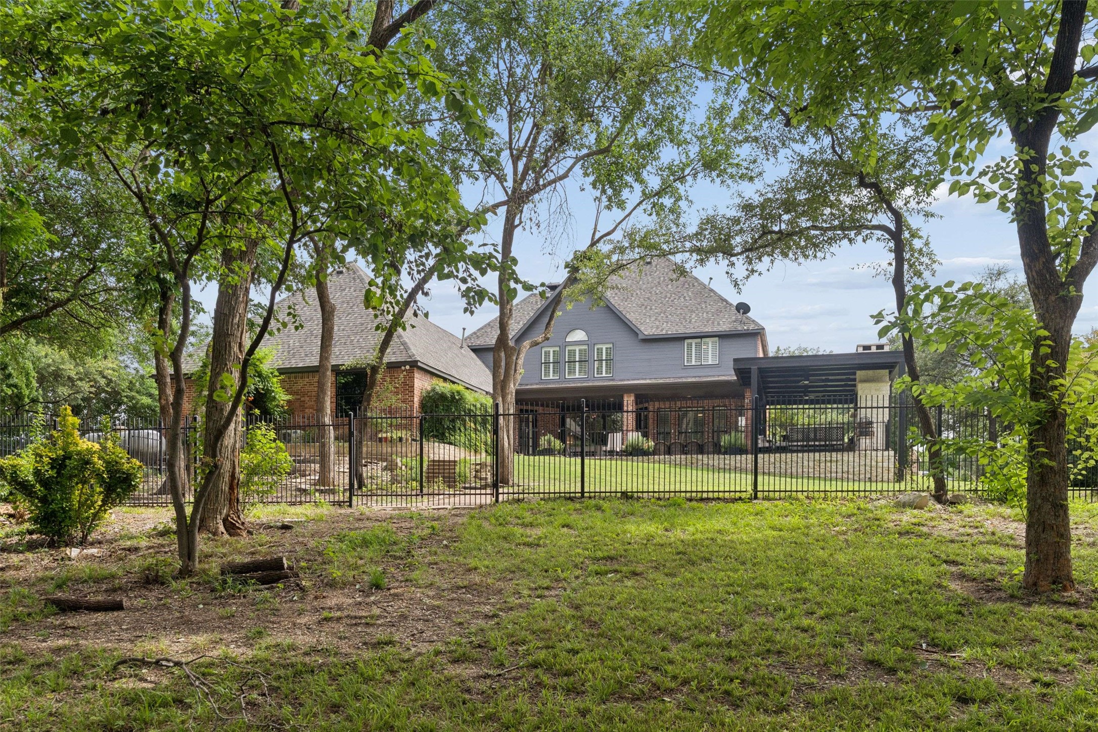 1551 Brook Lane