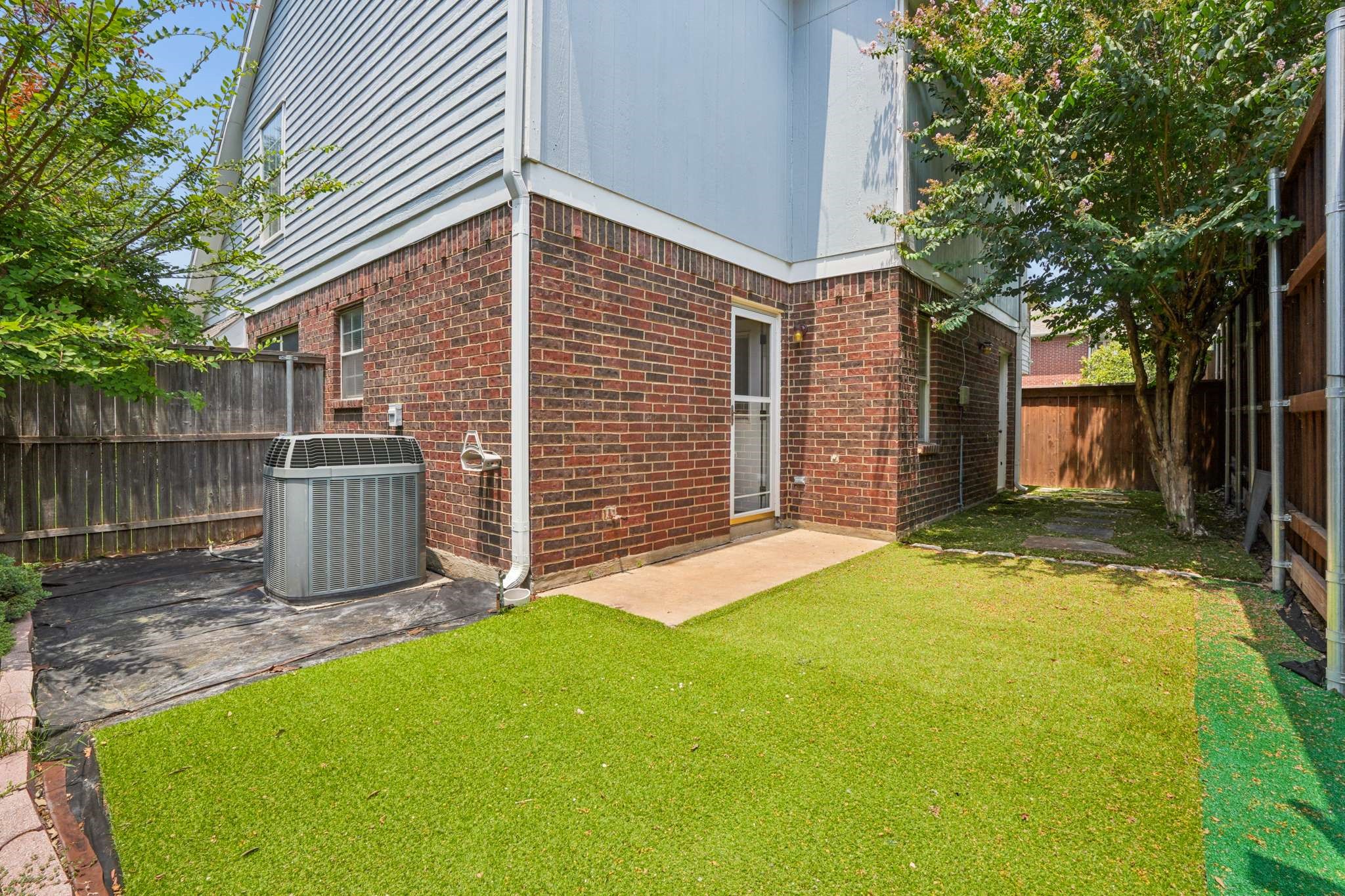 433 Moonlight Way