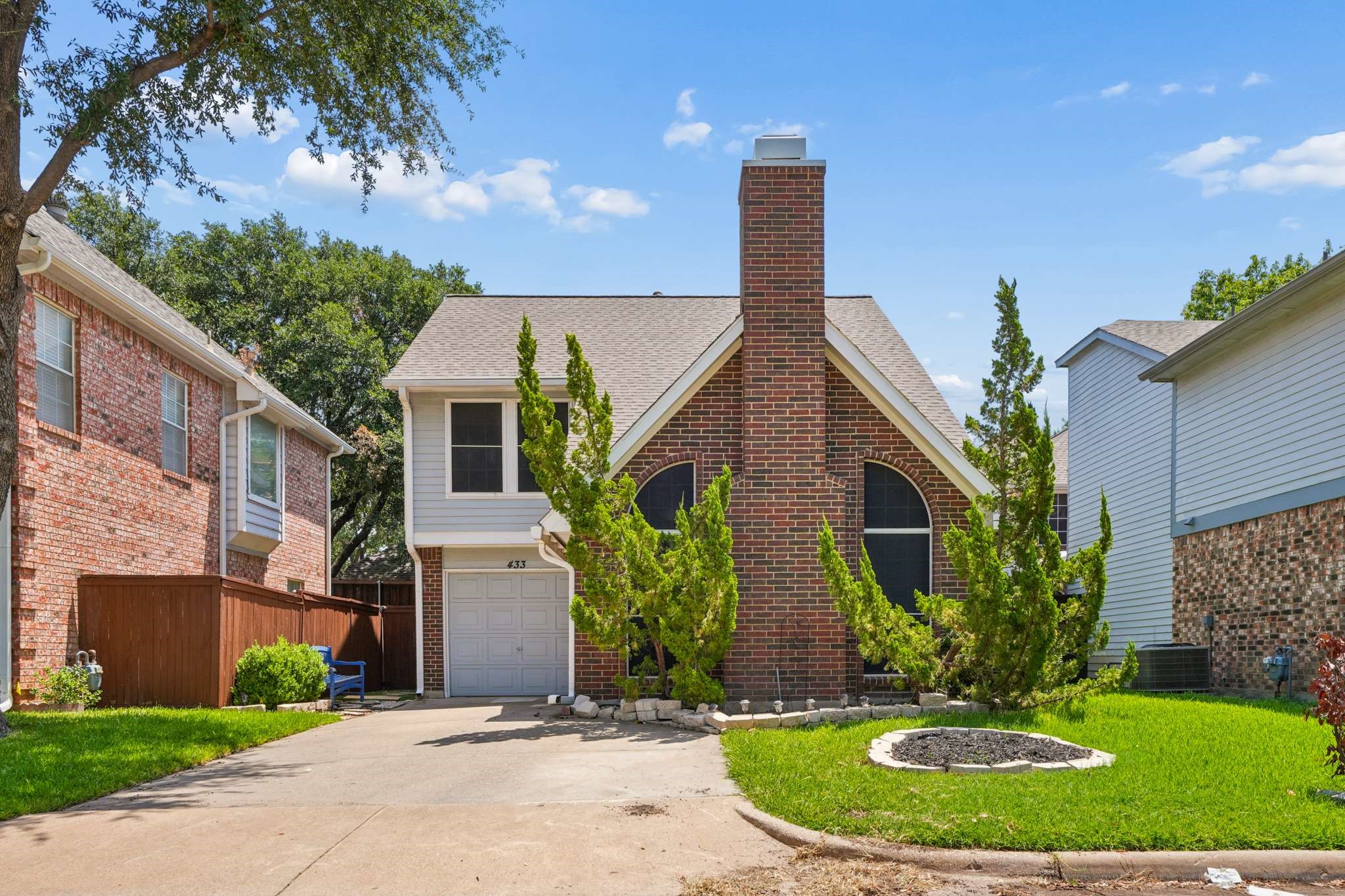 433 Moonlight Way