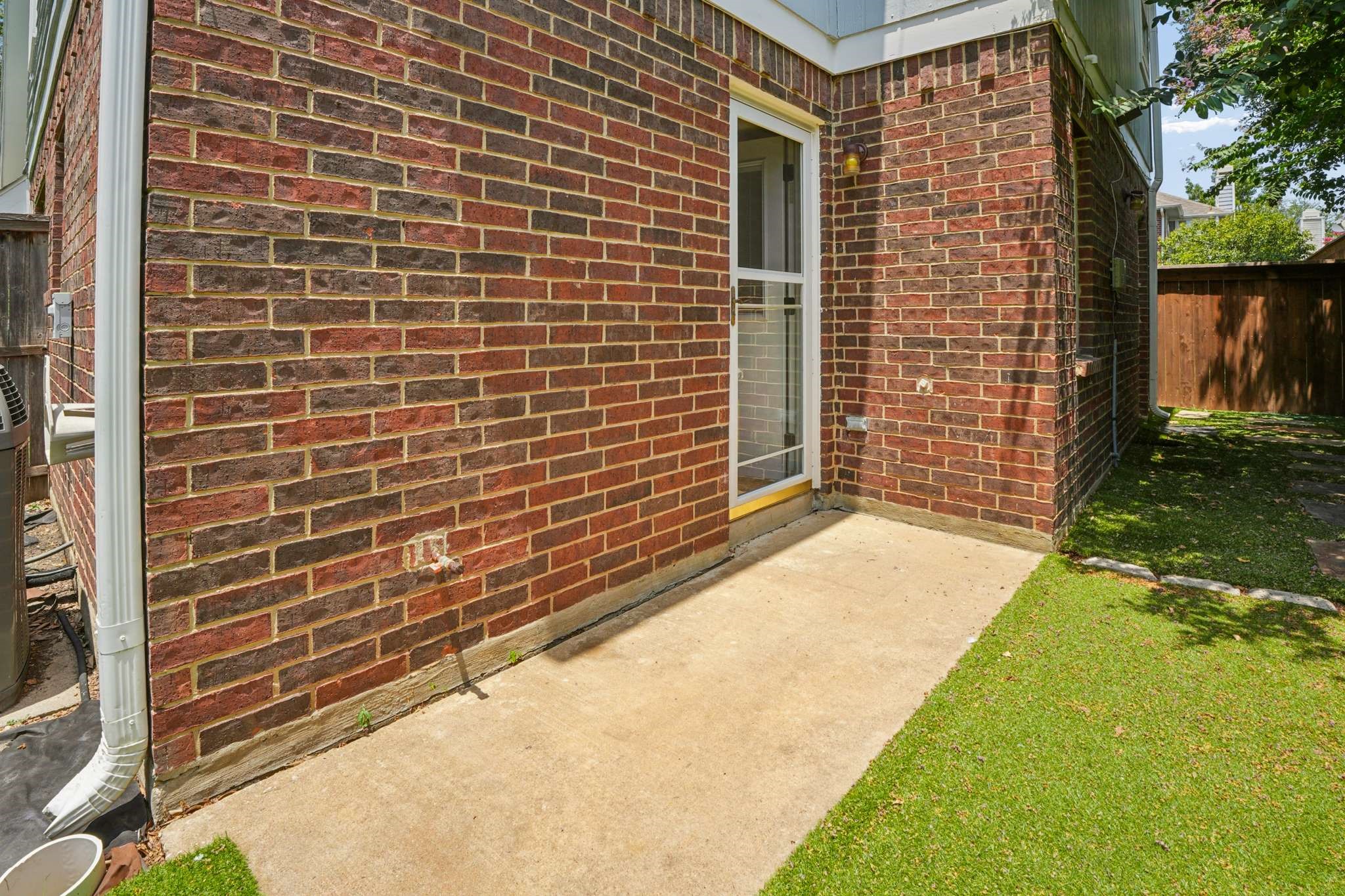 433 Moonlight Way