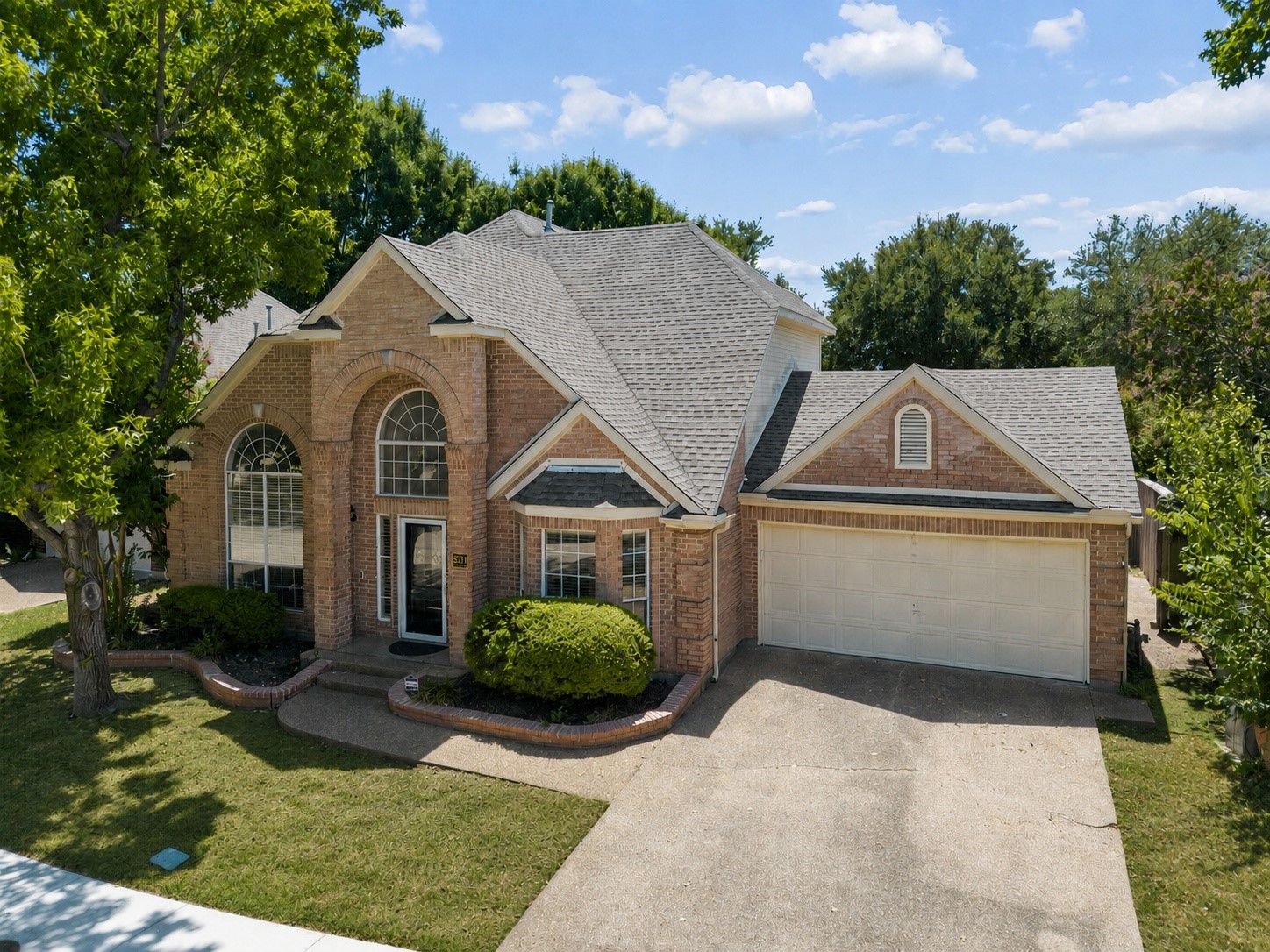 5211 Quail Creek Drive