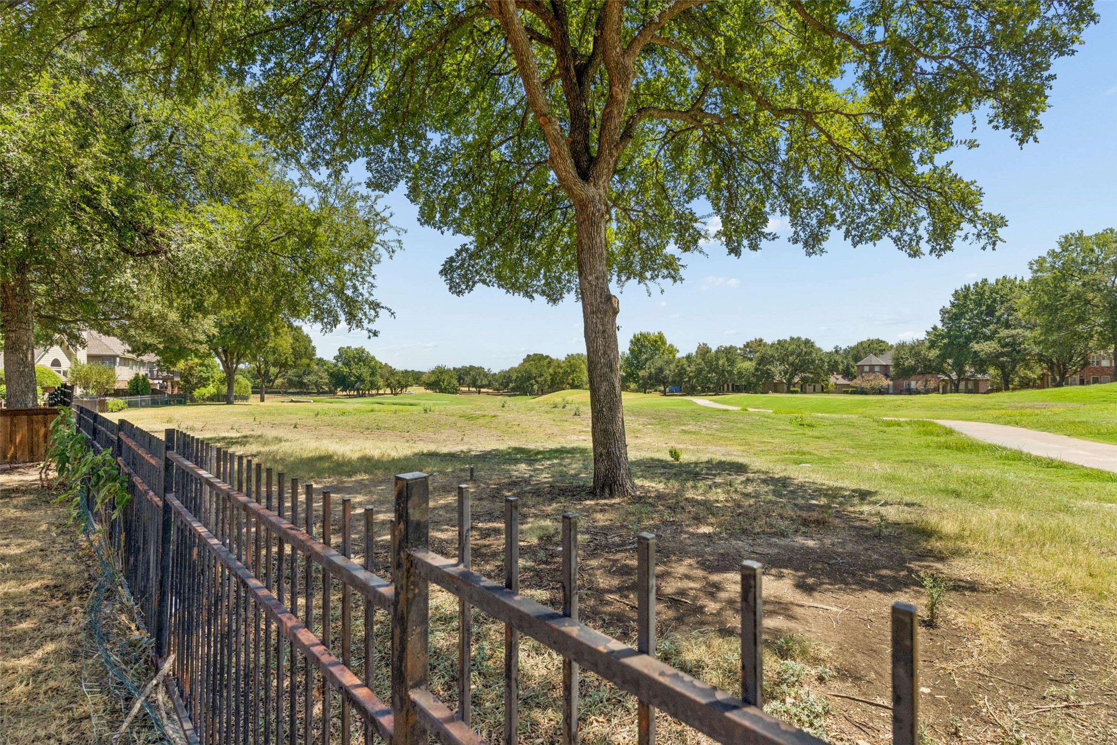 5211 Quail Creek Drive