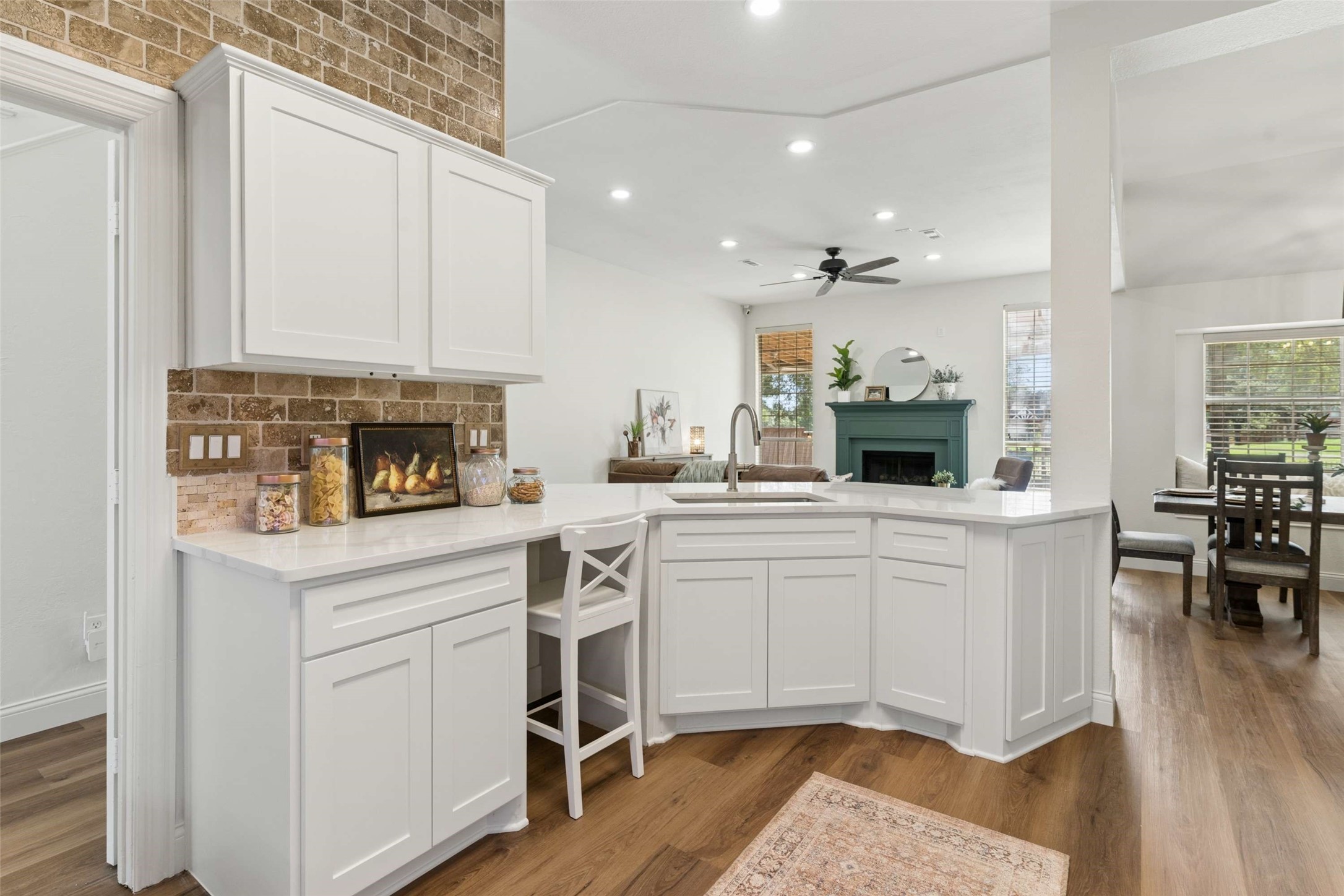 5211 Quail Creek Drive