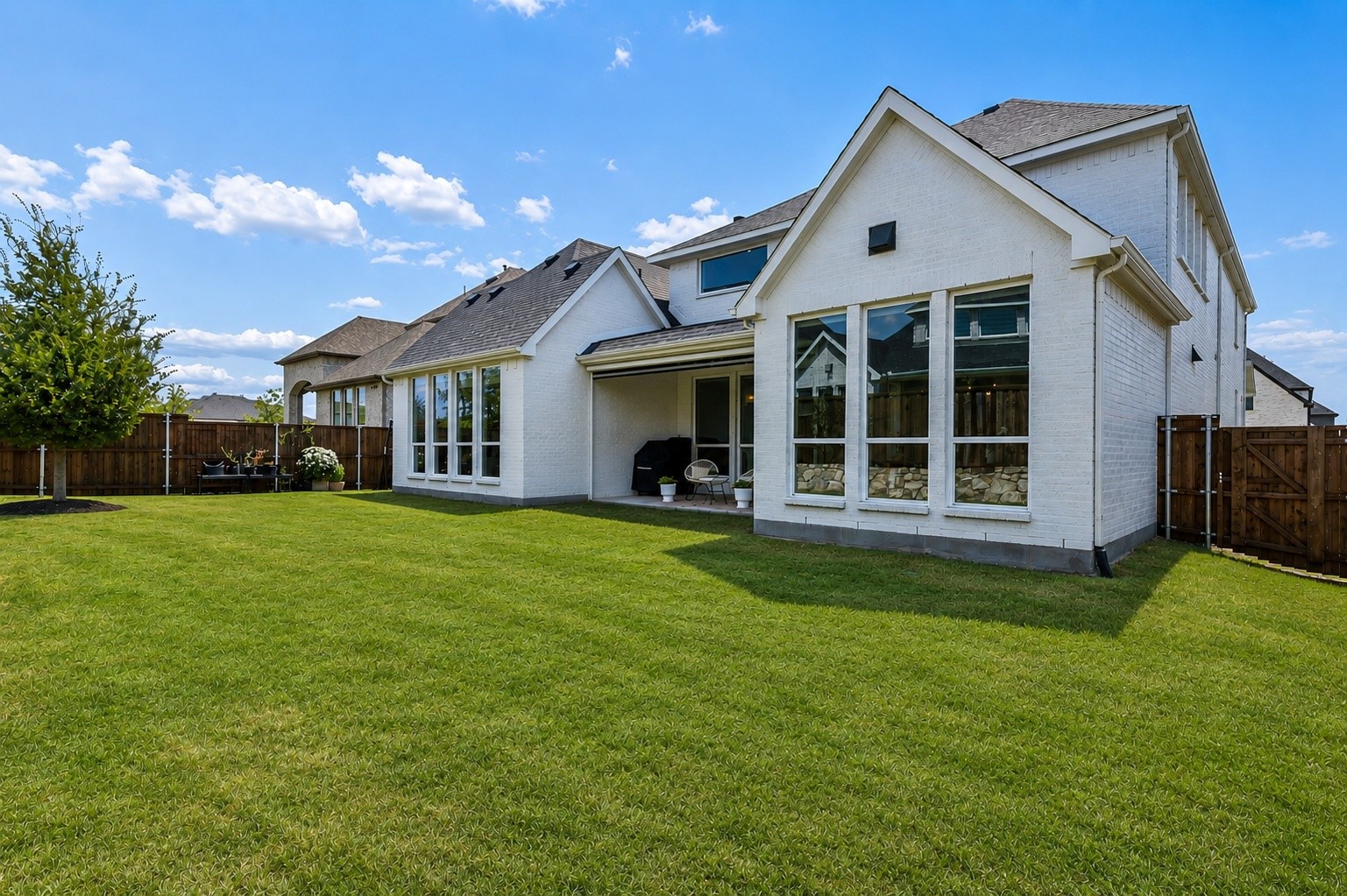 2420 Forestbrook Drive
