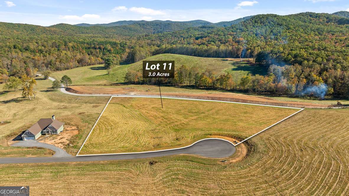 LOT 11 Bravo Way