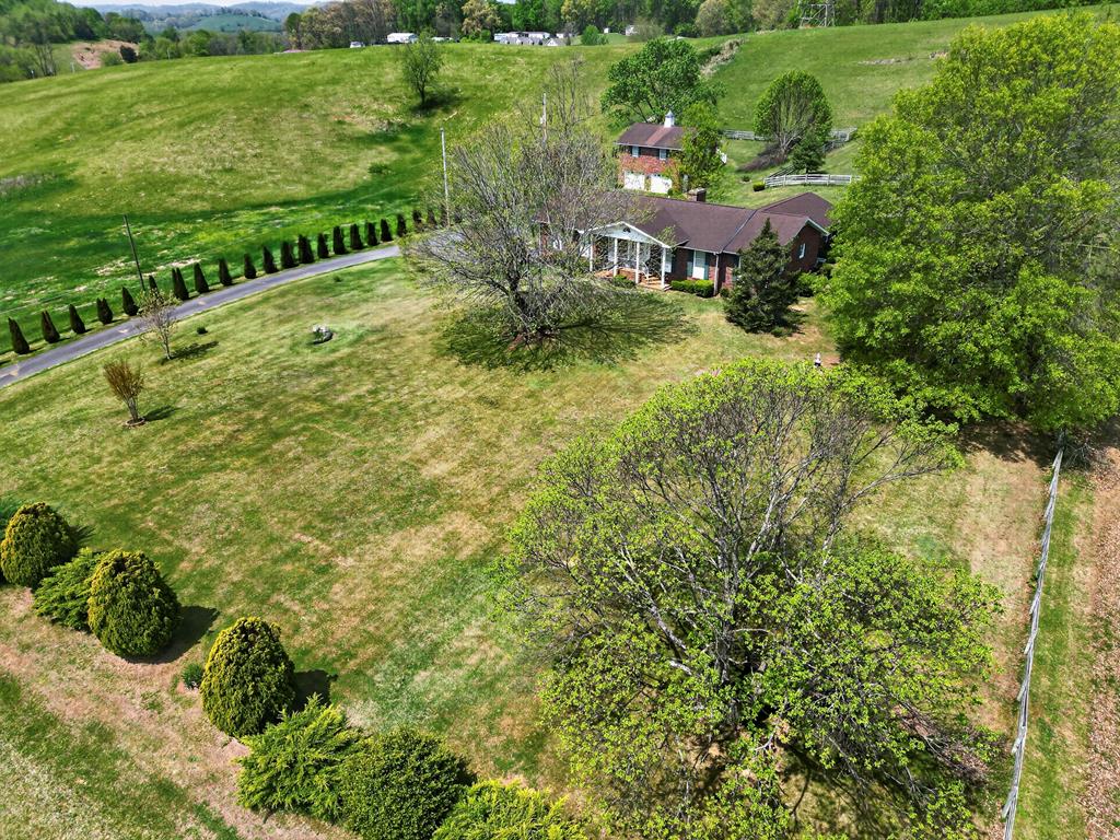 16471 Spring Valley Rd