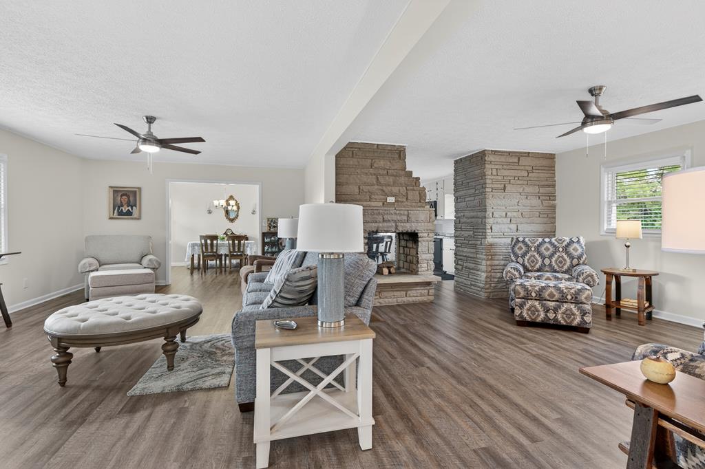 235 Windmere Ln
