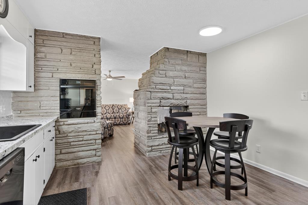 235 Windmere Ln