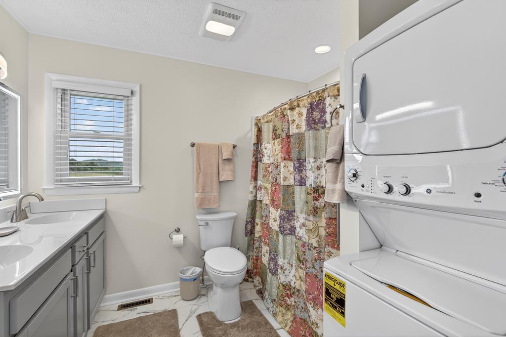 235 Windmere Ln