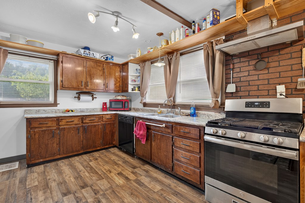 194 Autumn Chase Rd