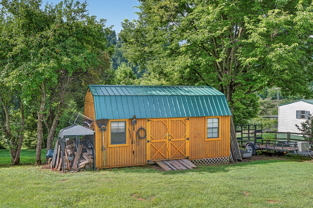 194 Autumn Chase Rd
