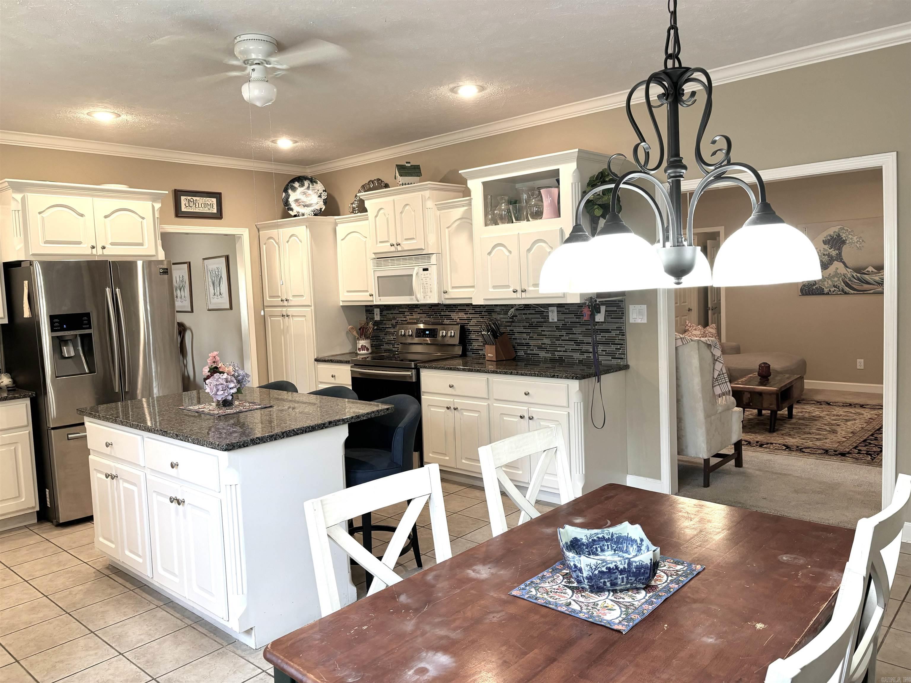 51 Waterside Cove