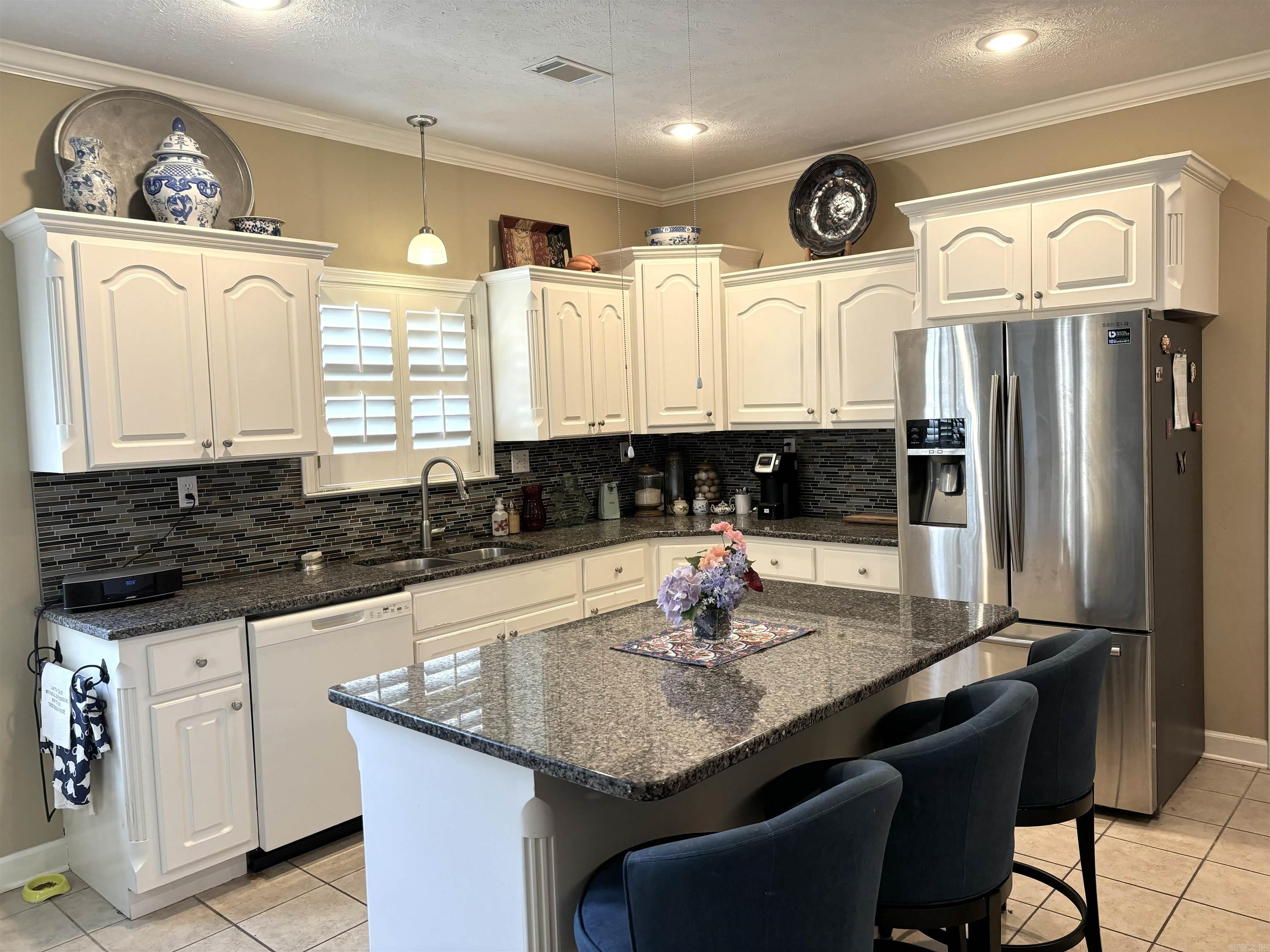 51 Waterside Cove