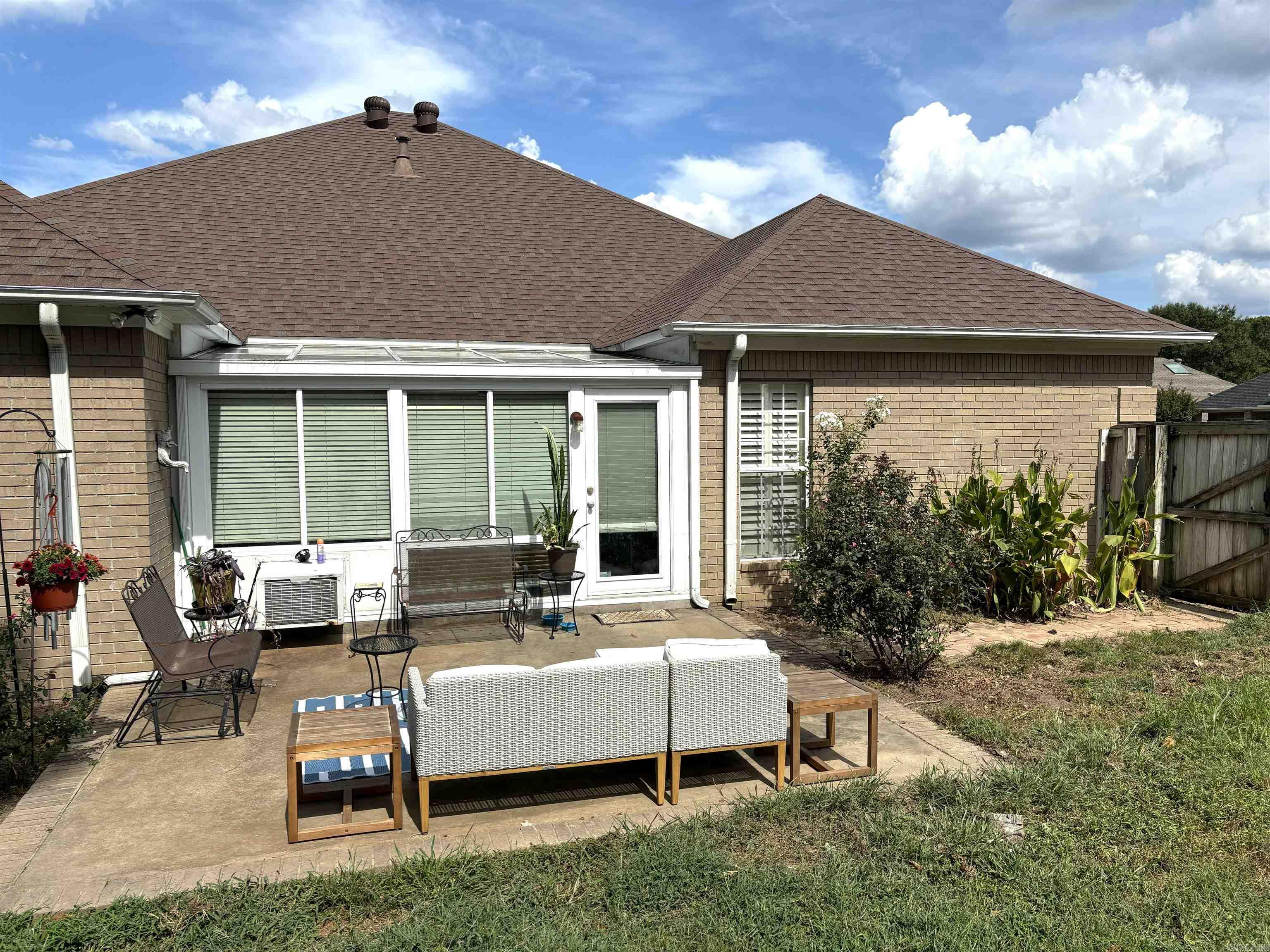 51 Waterside Cove