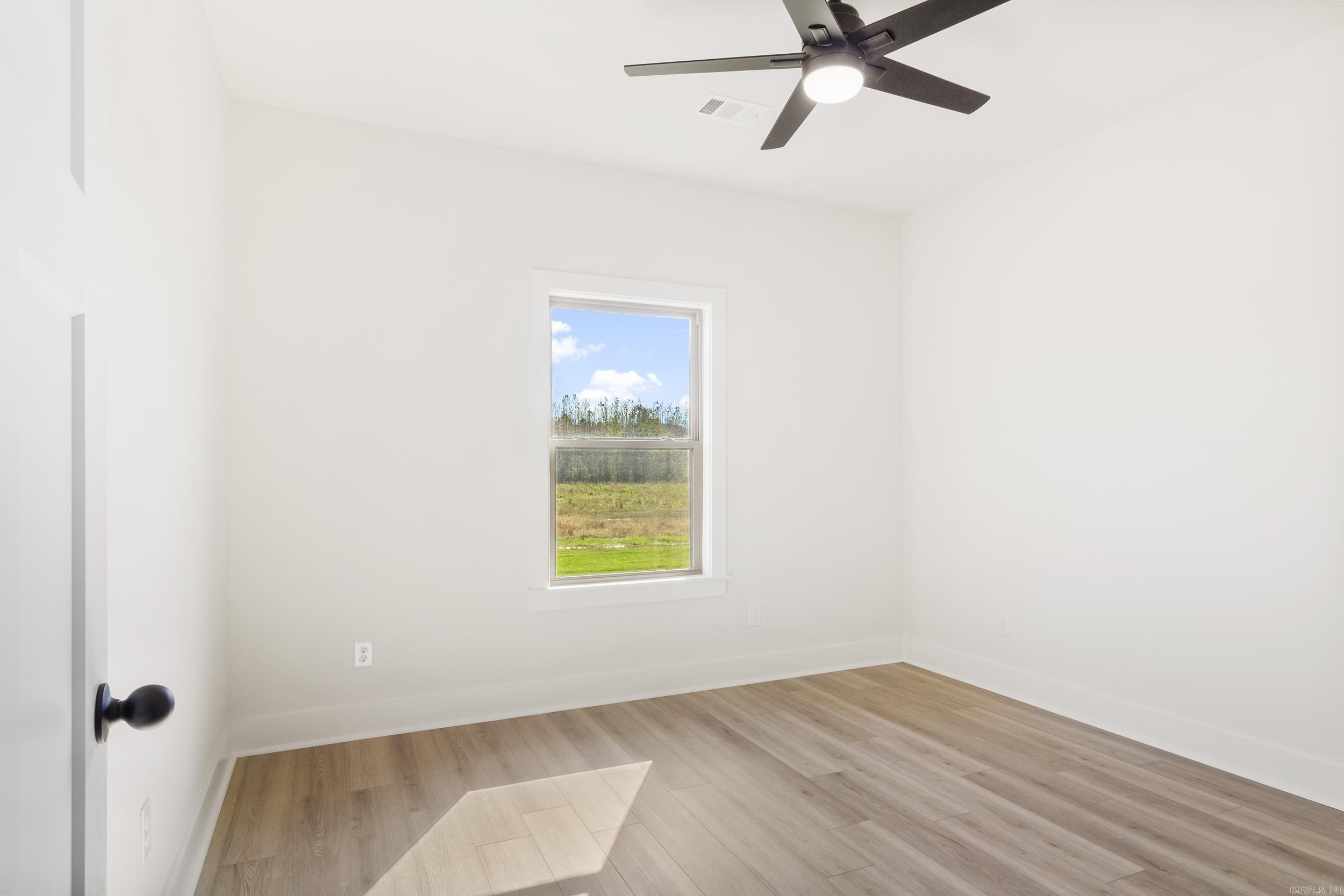 2336 Lakewood Circle