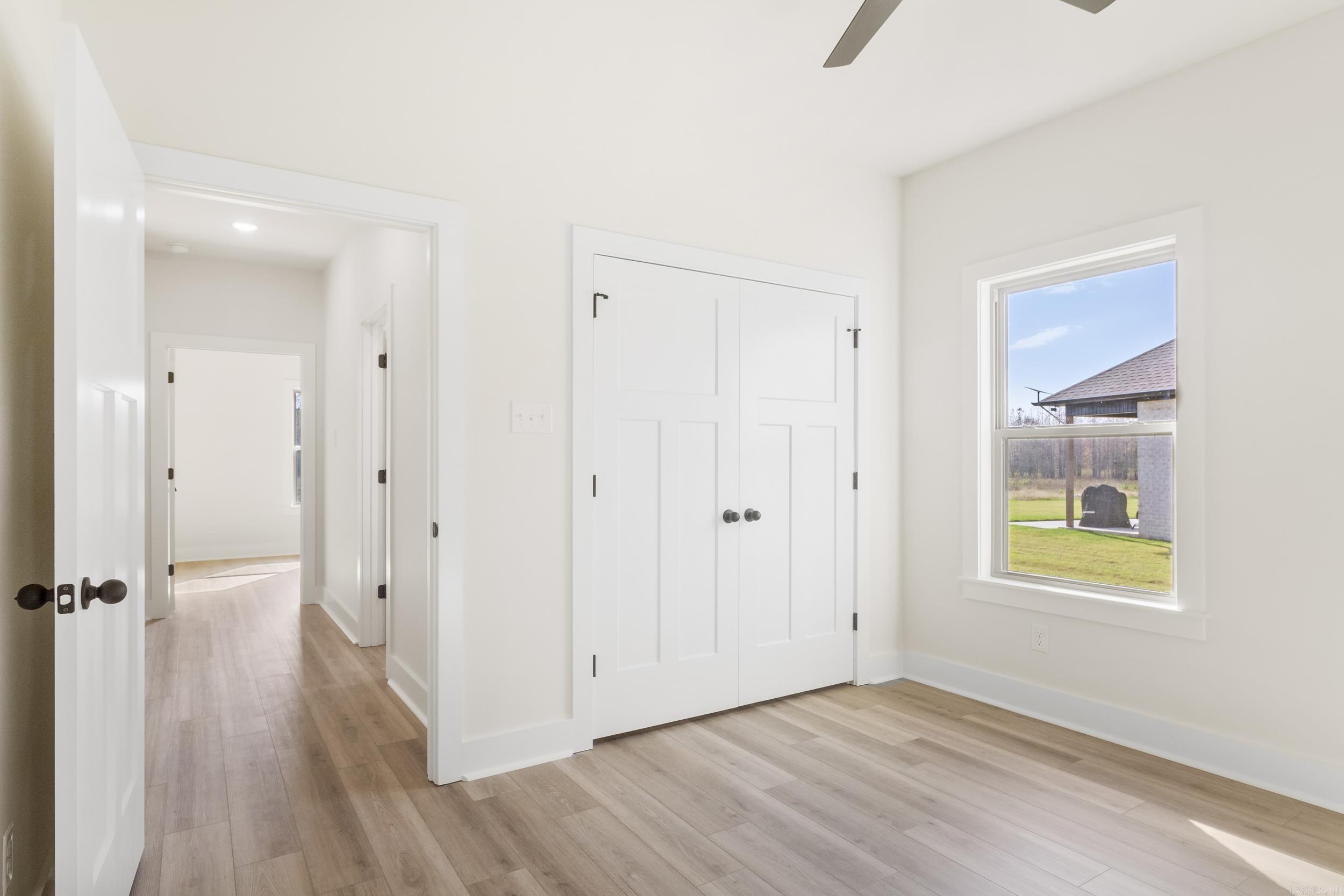 2336 Lakewood Circle
