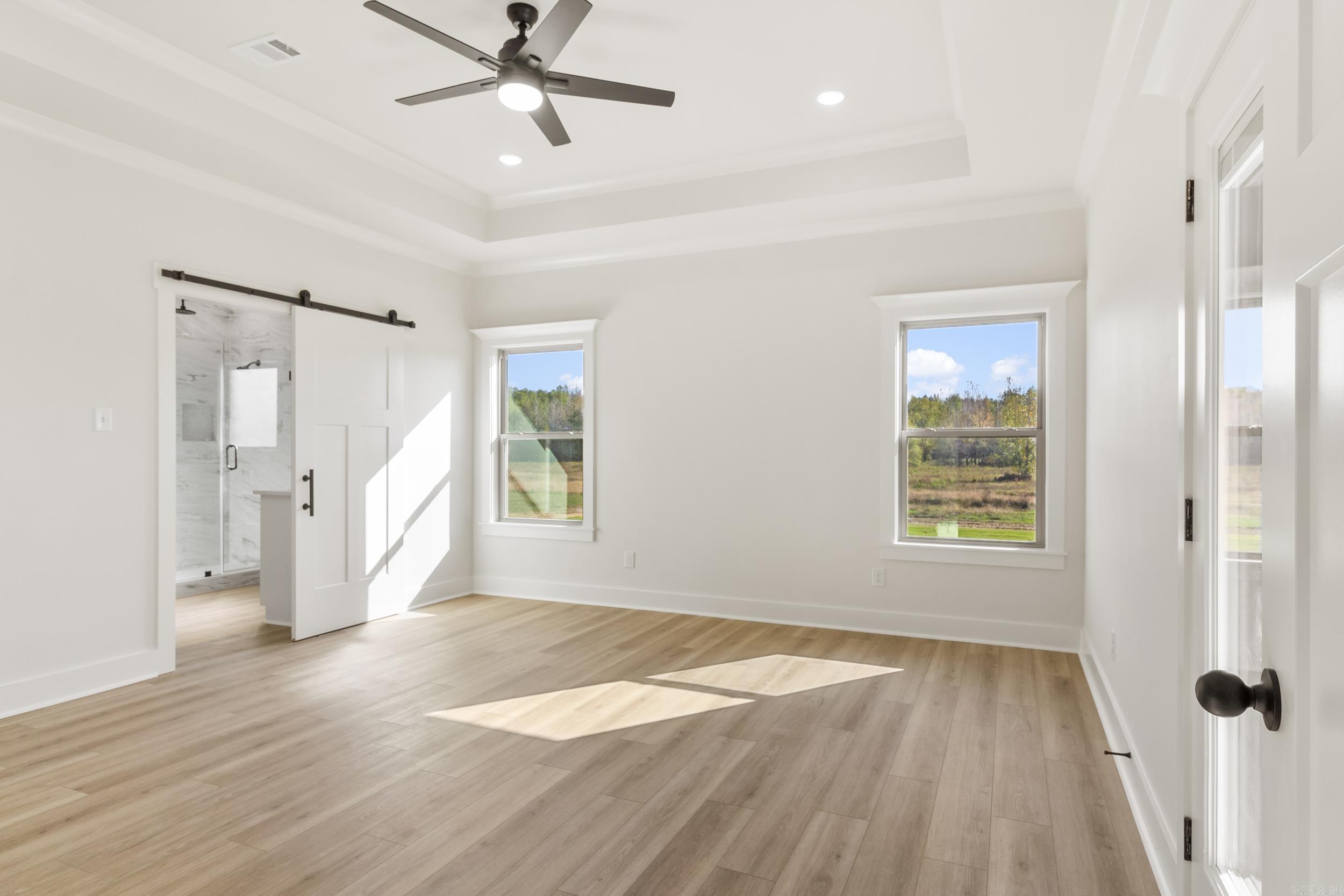 2336 Lakewood Circle