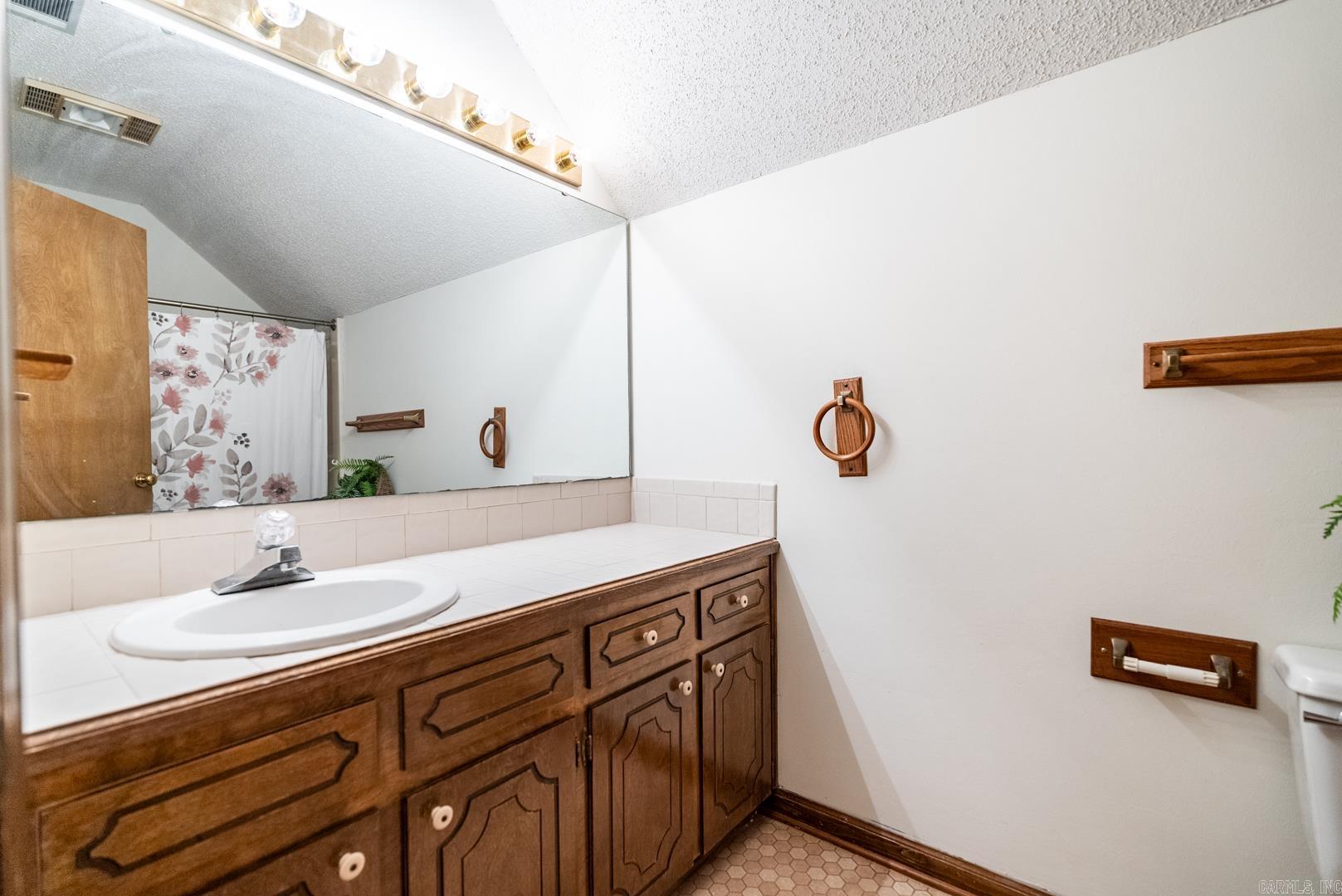 112 Red Wing Road