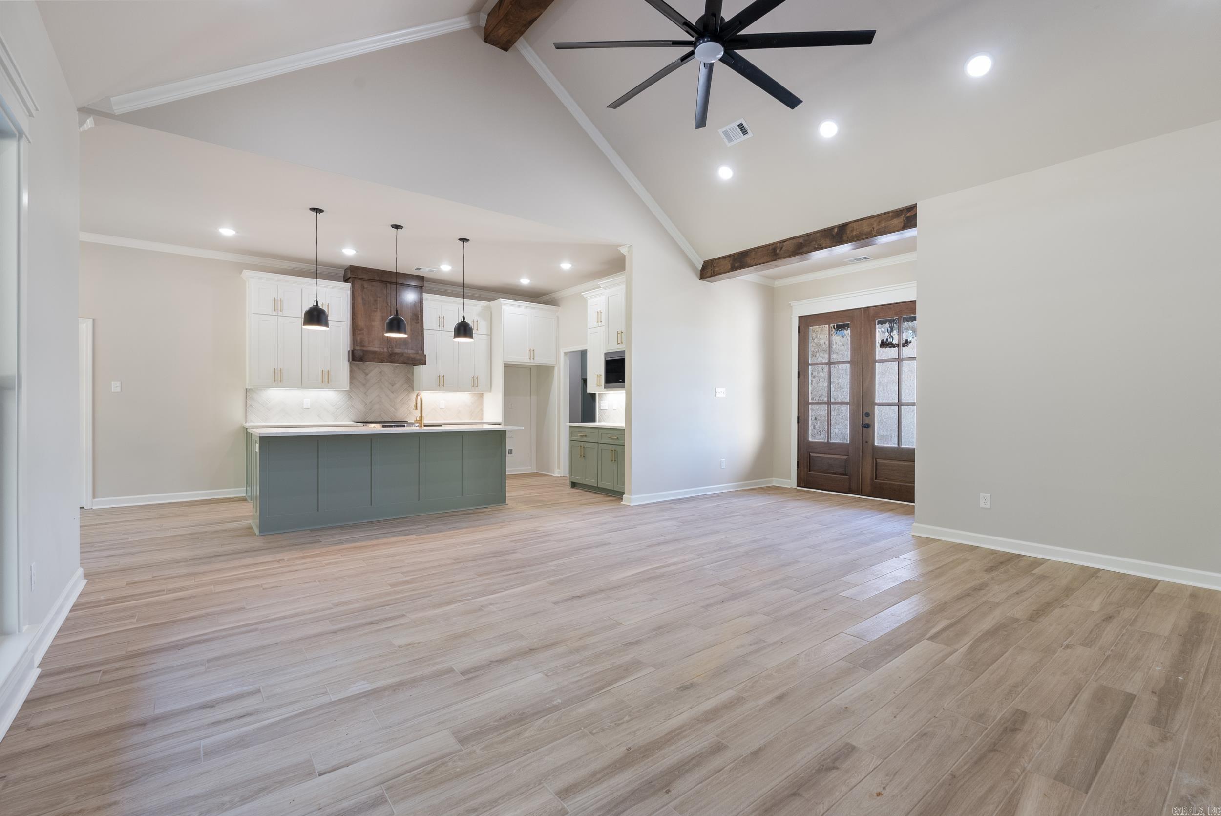 2338 Lakewood Circle