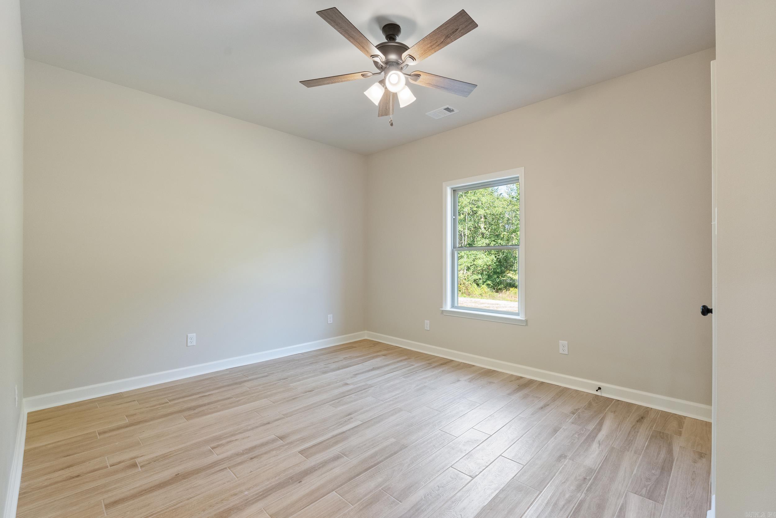 2338 Lakewood Circle
