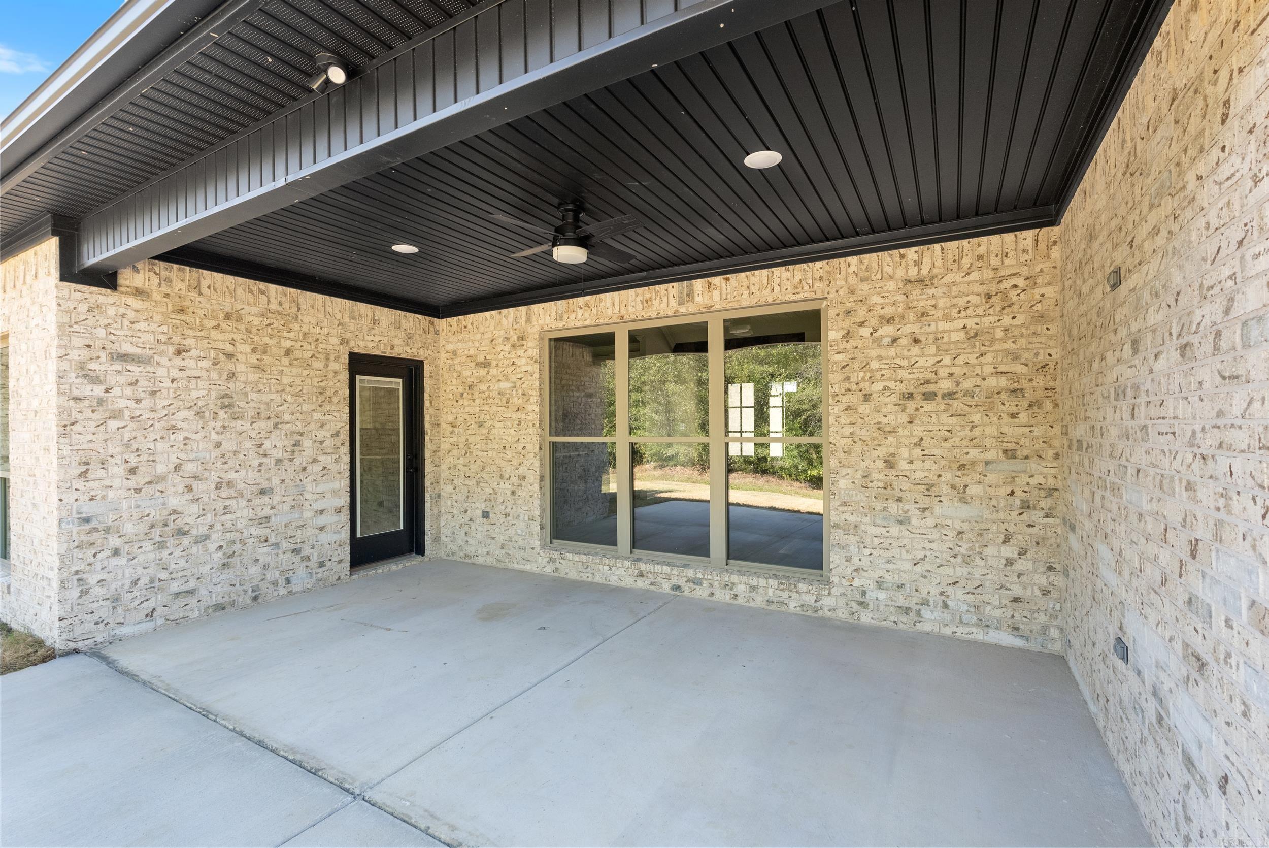 2338 Lakewood Circle