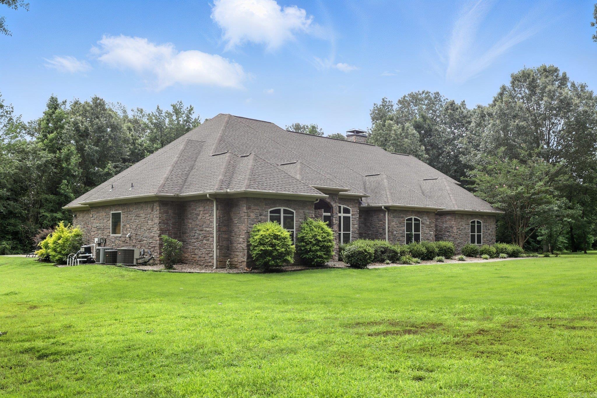 303 Duren Place