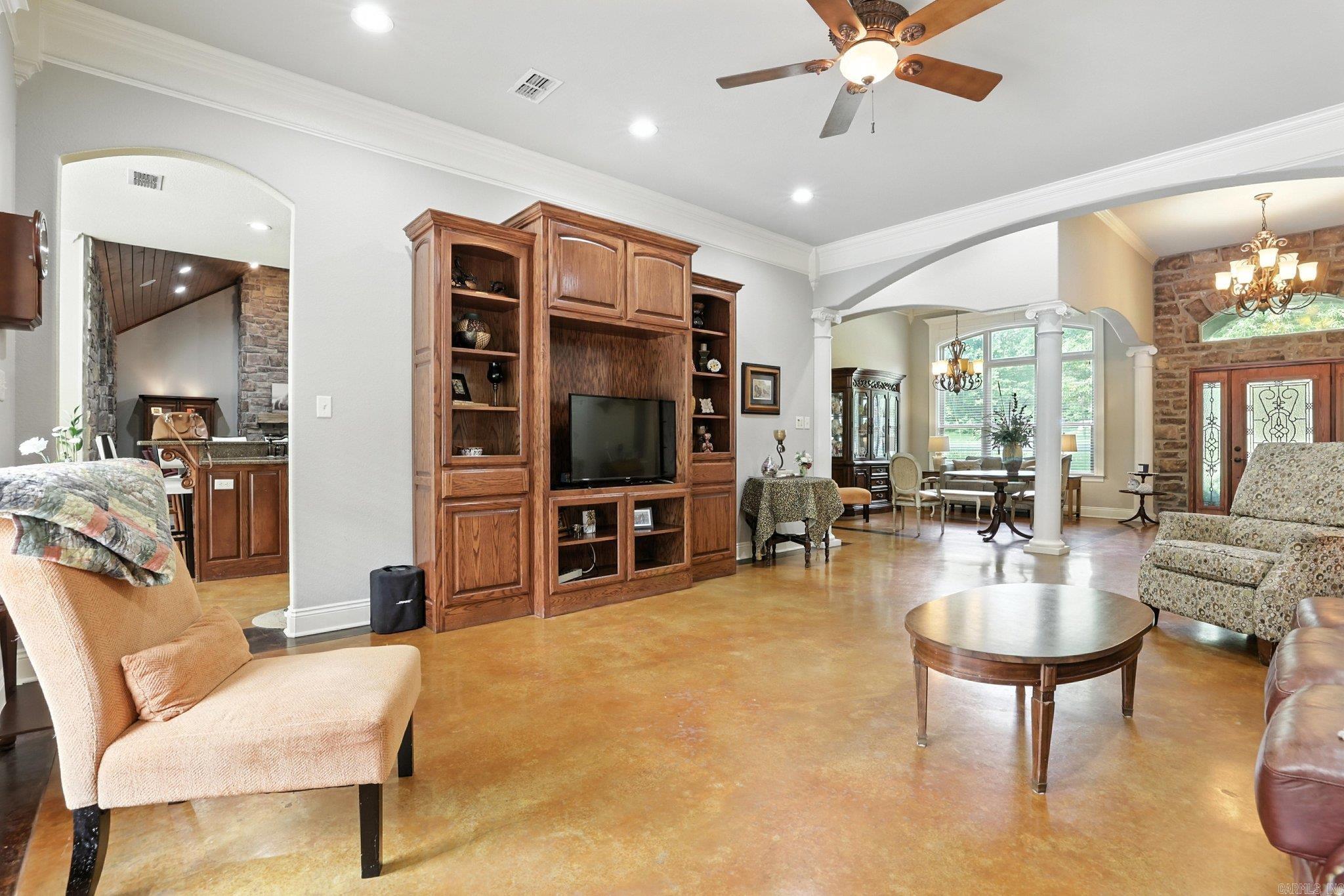 303 Duren Place