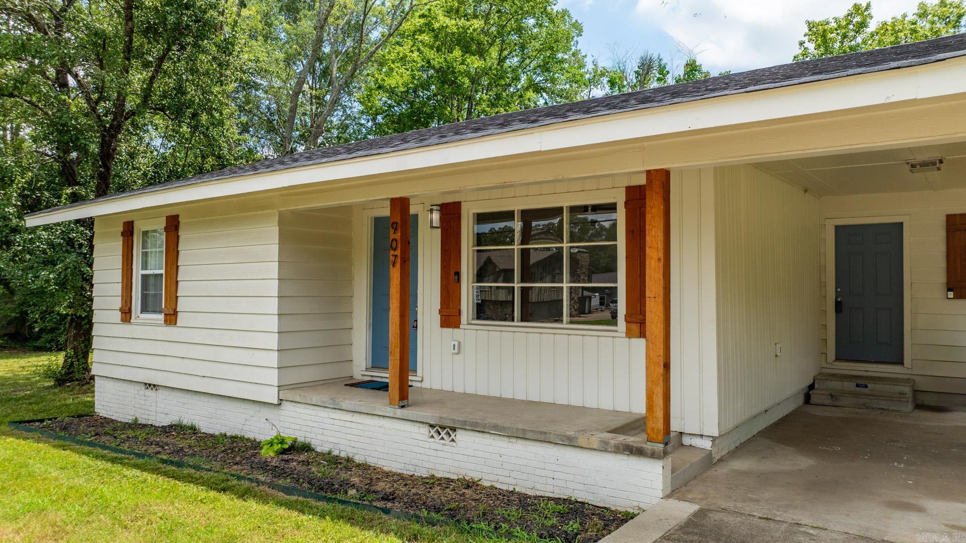 907 Trammel Road