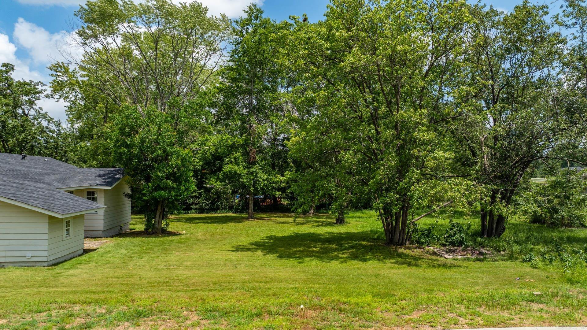 907 Trammel Road