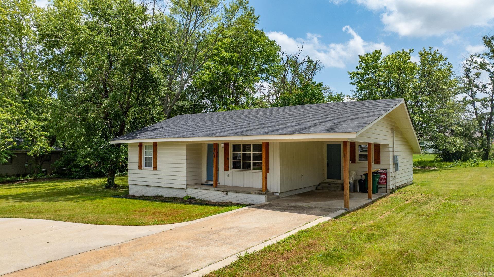 907 Trammel Road