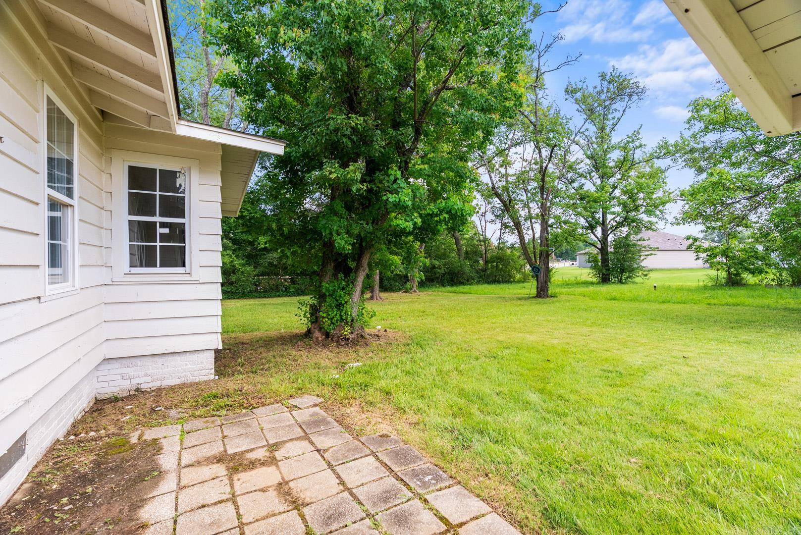 907 Trammel Road